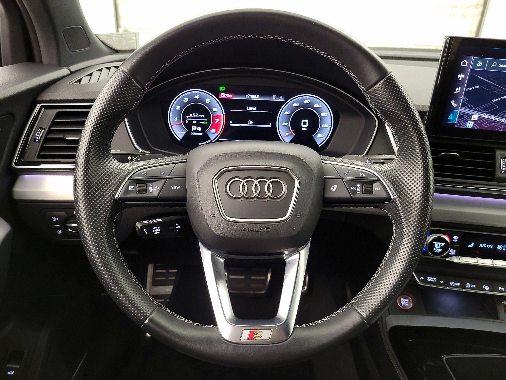 Thumbnail: 2021 Audi SQ5 - 10