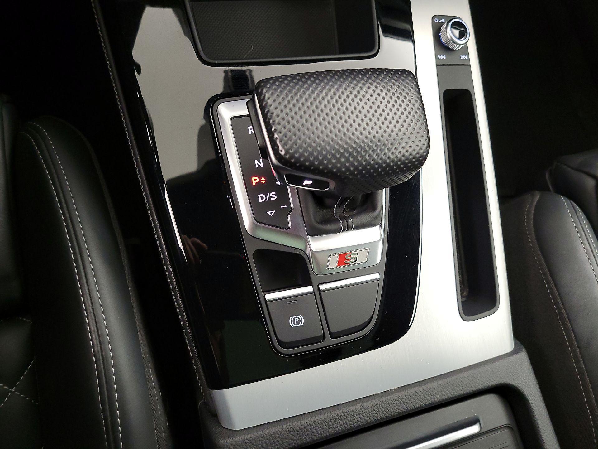 Thumbnail: 2021 Audi SQ5 - 18