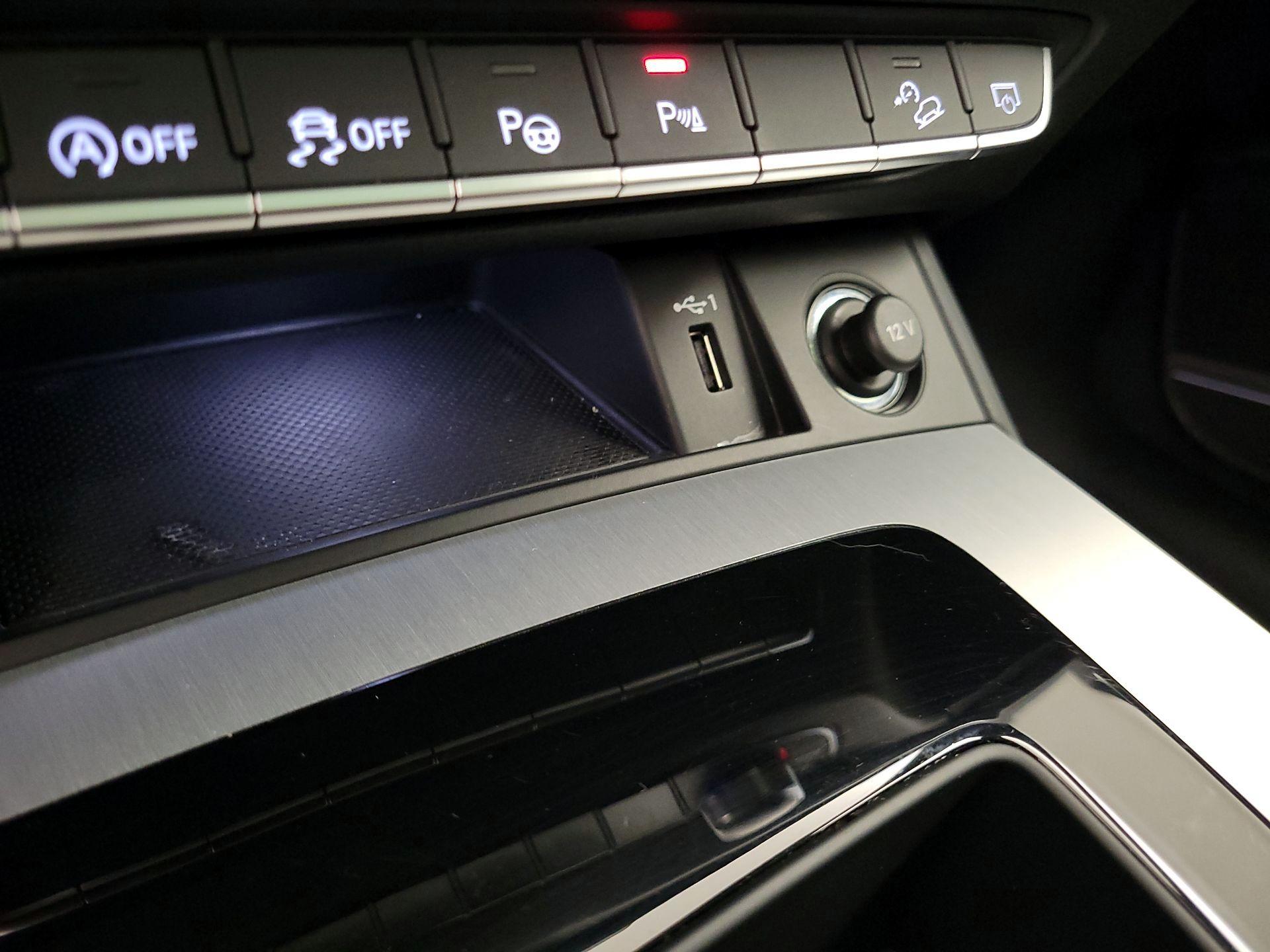 Thumbnail: 2021 Audi SQ5 - 19