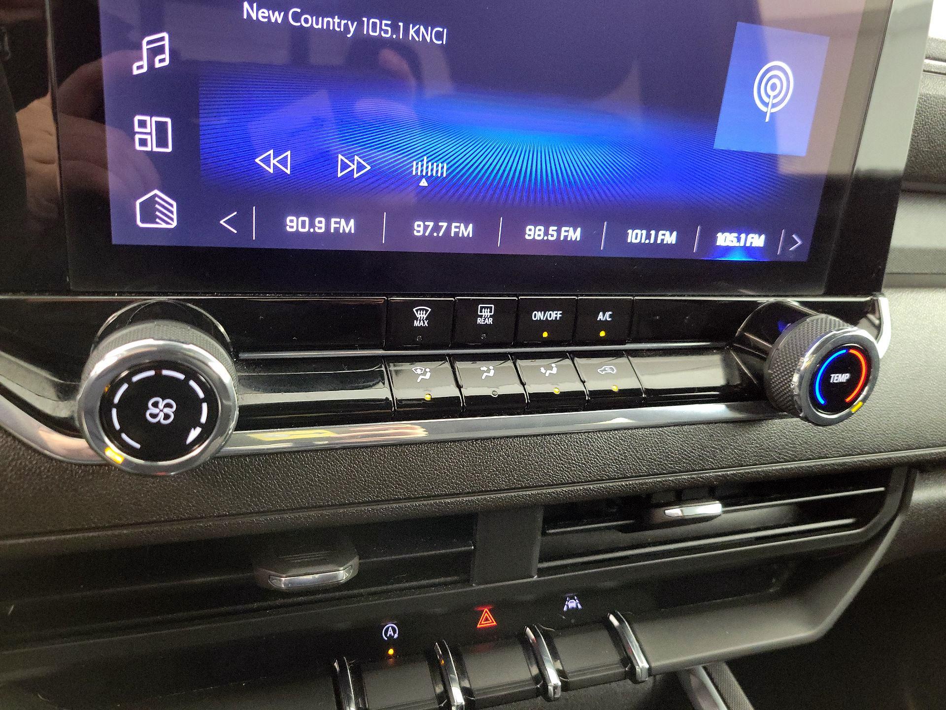 Thumbnail: 2023 Chevrolet Colorado - 16