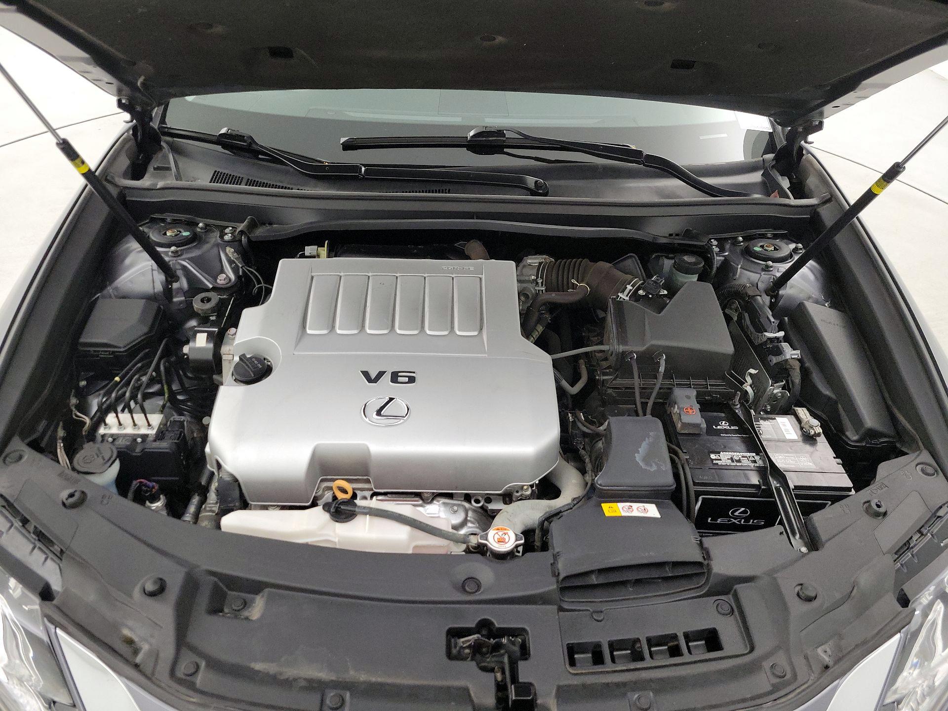 Thumbnail: 2018 Lexus ES - 20