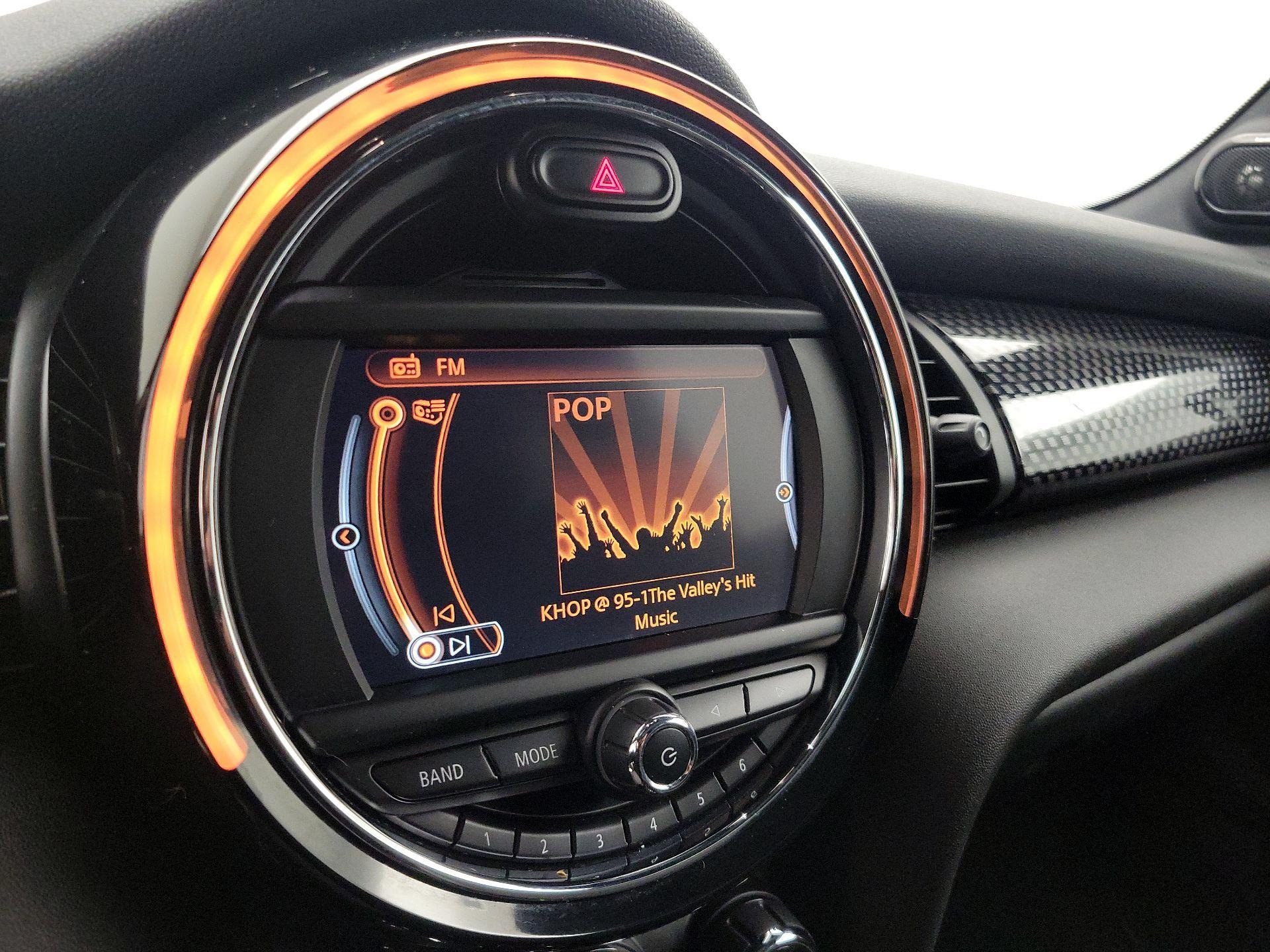 Thumbnail: 2017 MINI Cooper Hardtop - 14