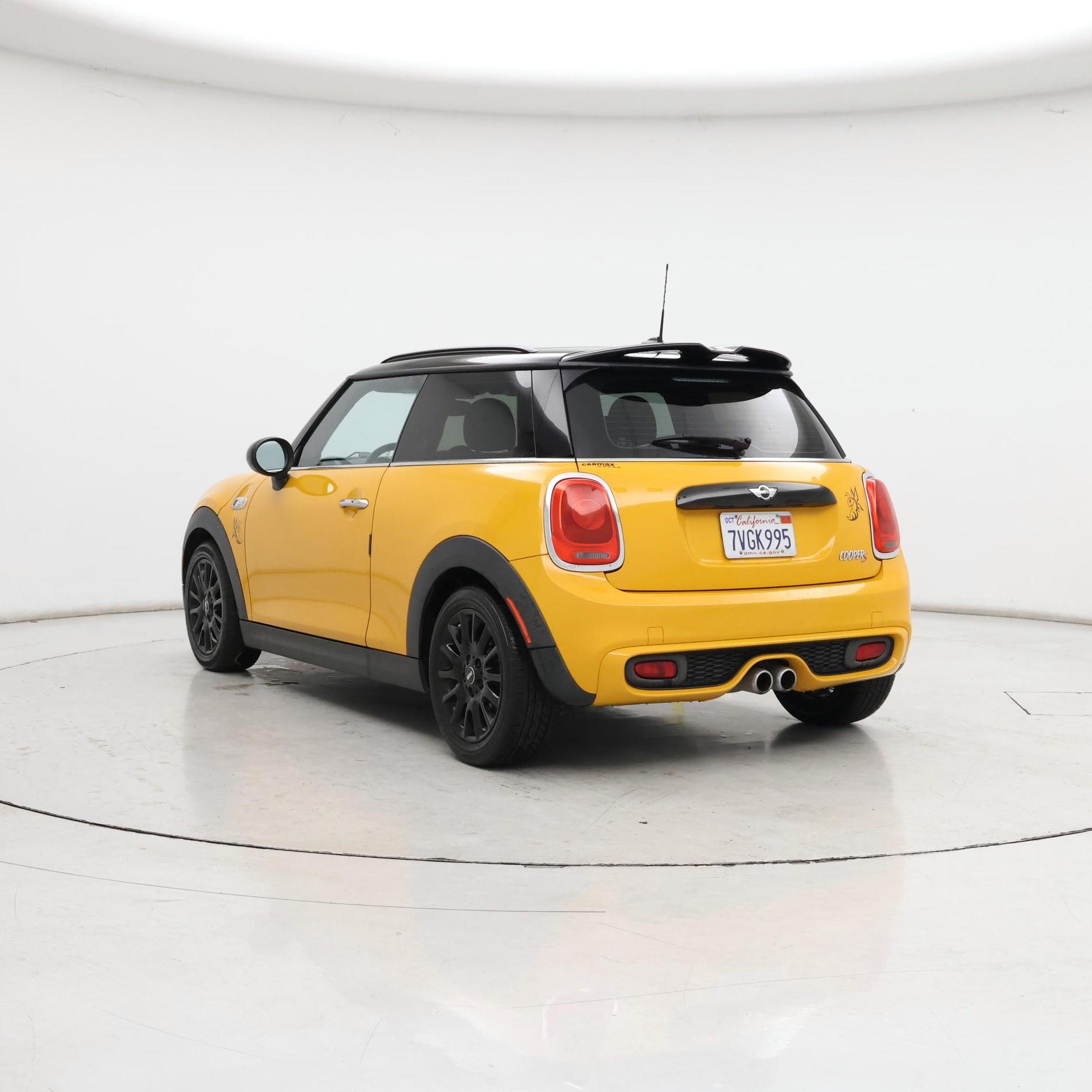 Thumbnail: 2017 MINI Cooper Hardtop - 2