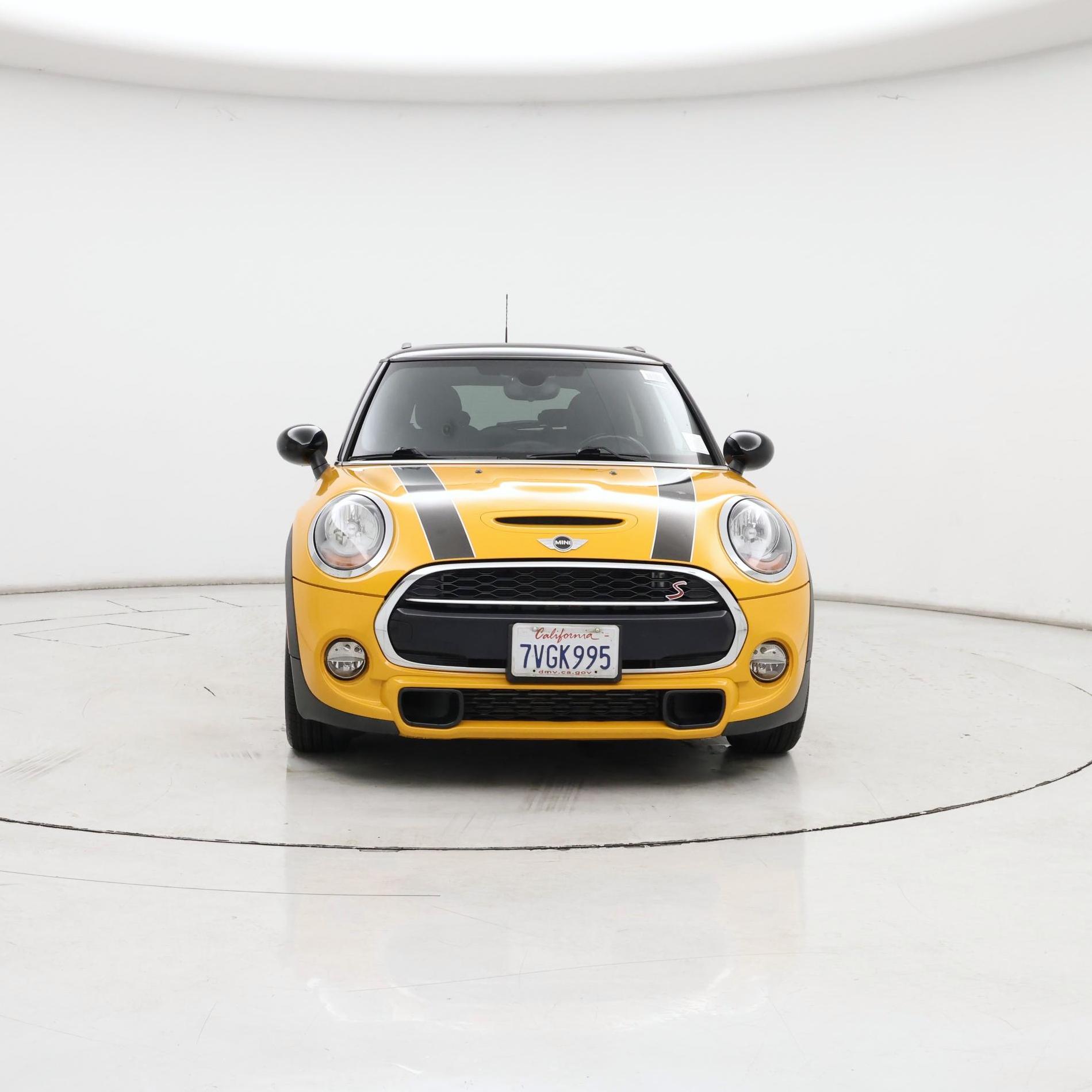 Thumbnail: 2017 MINI Cooper Hardtop - 5