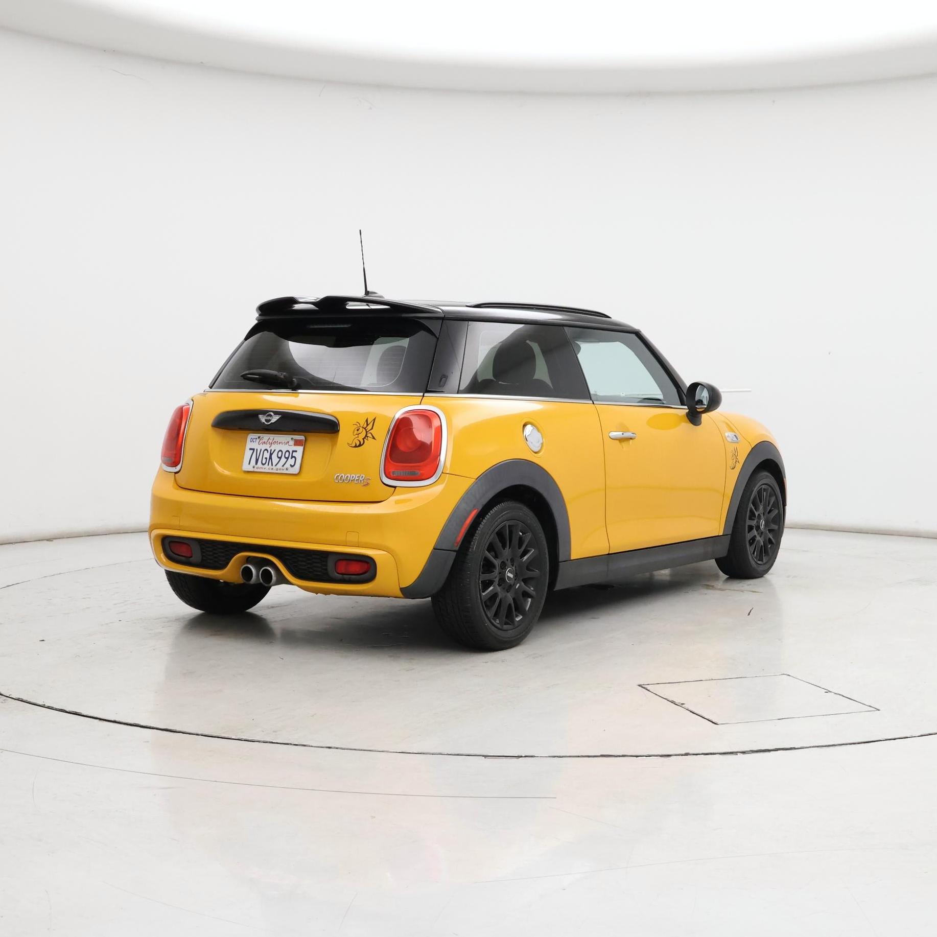 Thumbnail: 2017 MINI Cooper Hardtop - 8