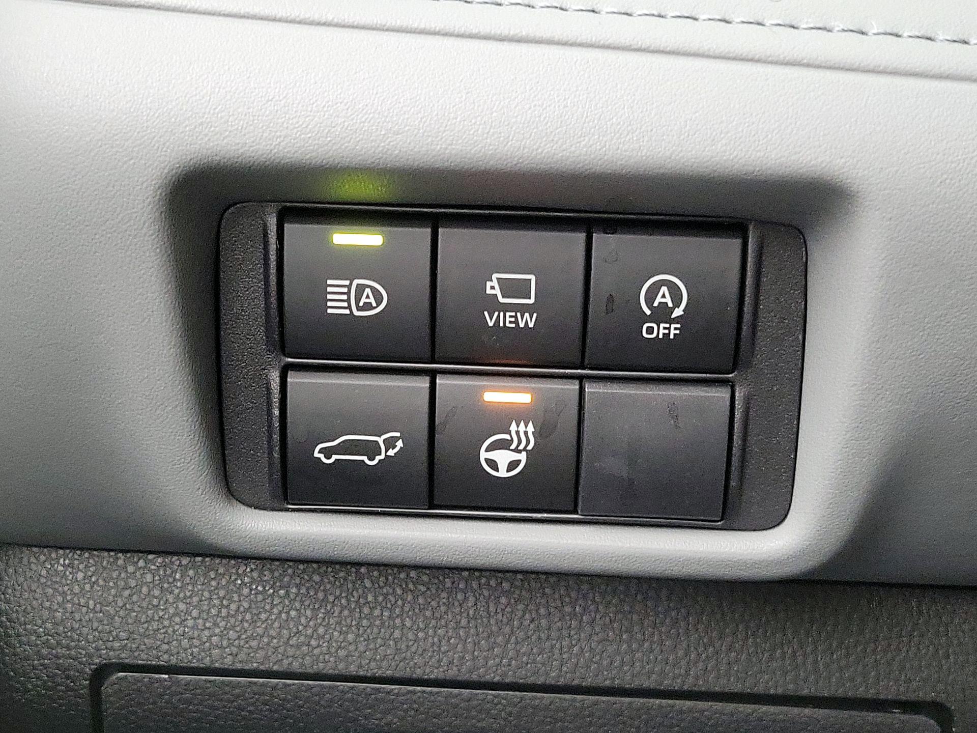 Thumbnail: 2025 Toyota Highlander - 13