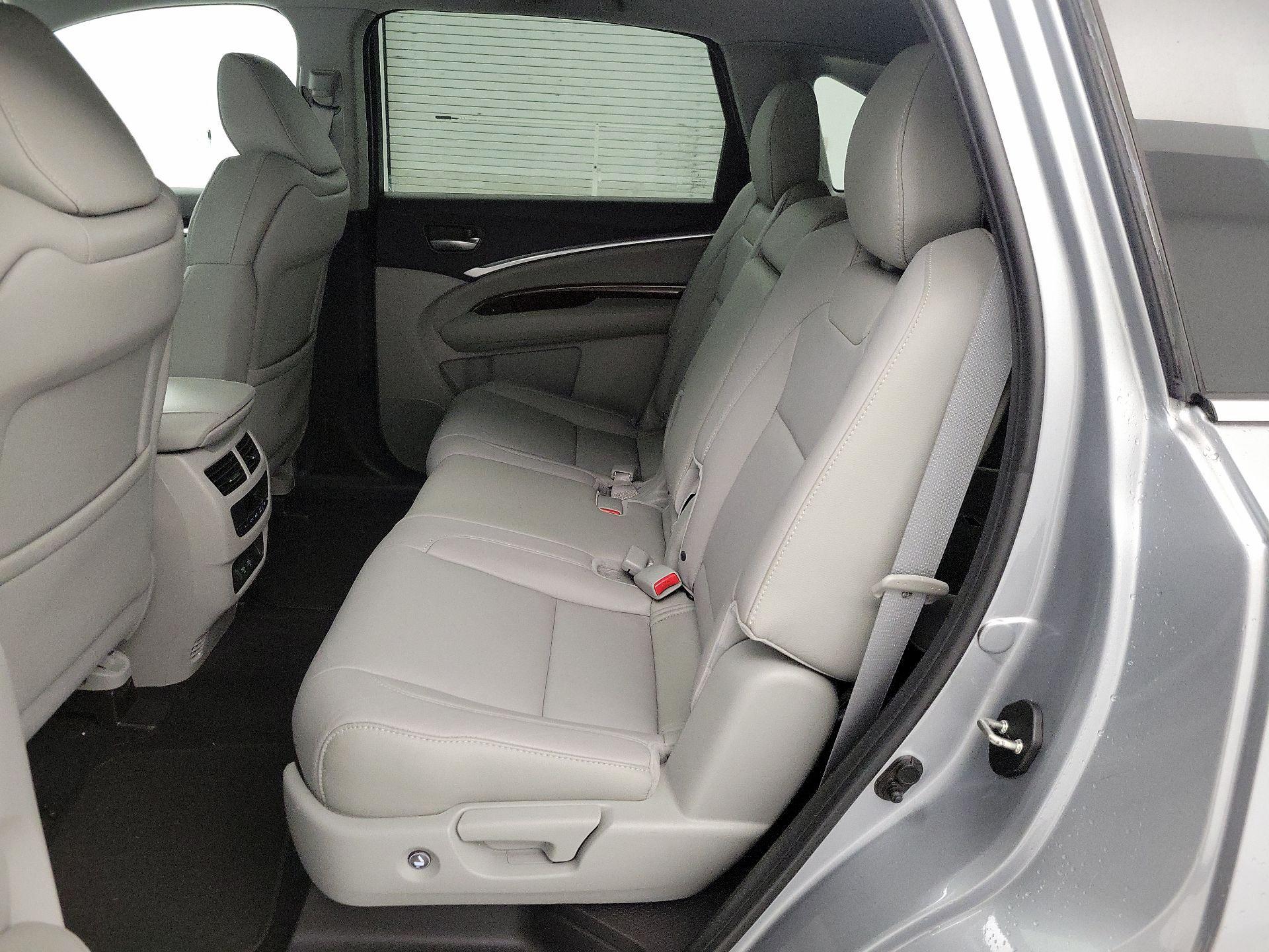 Thumbnail: 2020 Acura MDX - 19