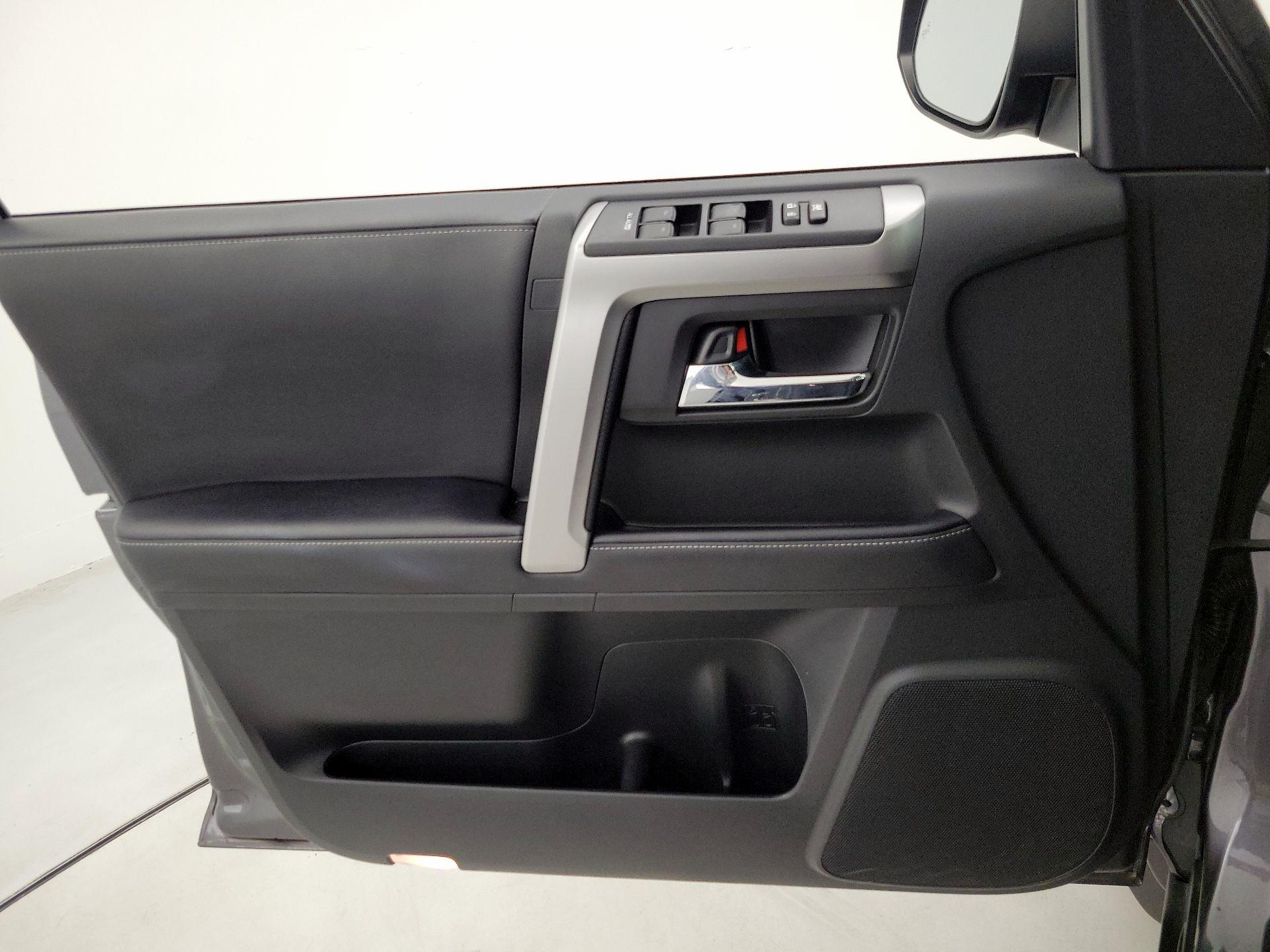 Thumbnail: 2023 Toyota 4Runner - 12