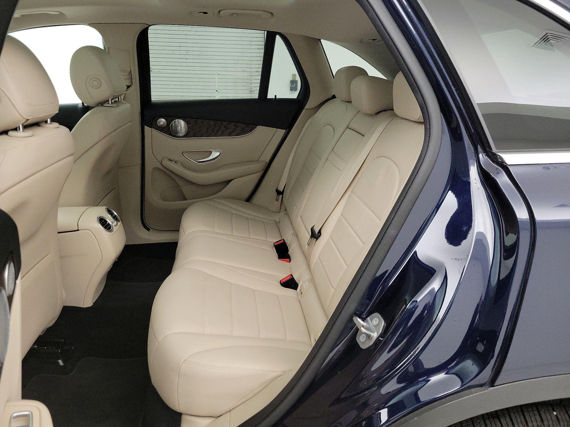 Thumbnail: 2019 Mercedes-Benz GLC - 17