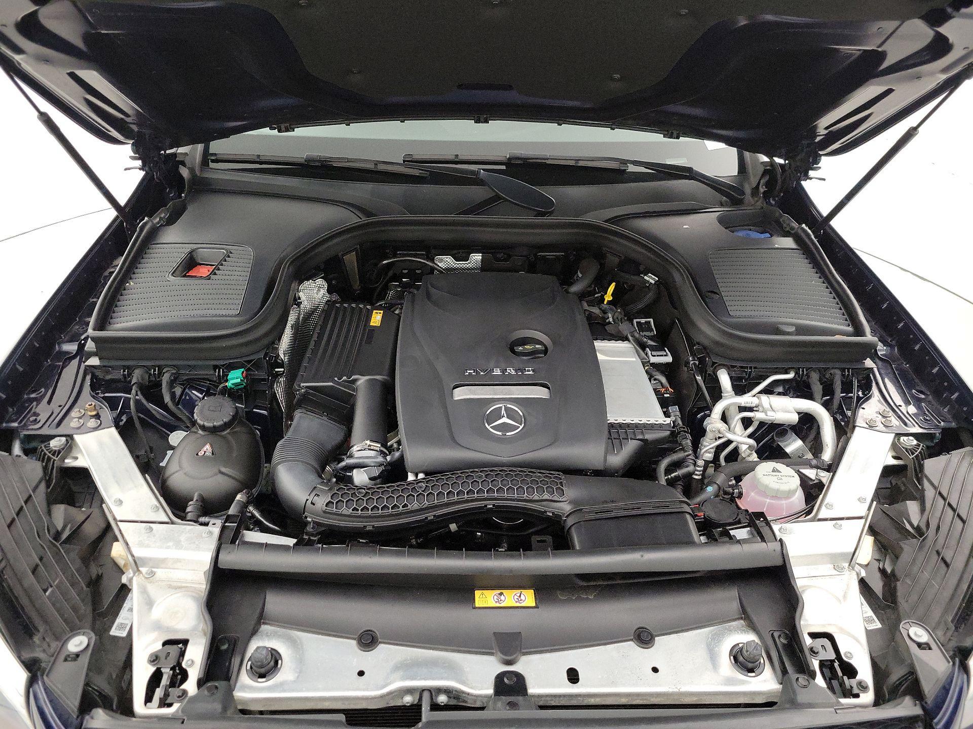 Thumbnail: 2019 Mercedes-Benz GLC - 19