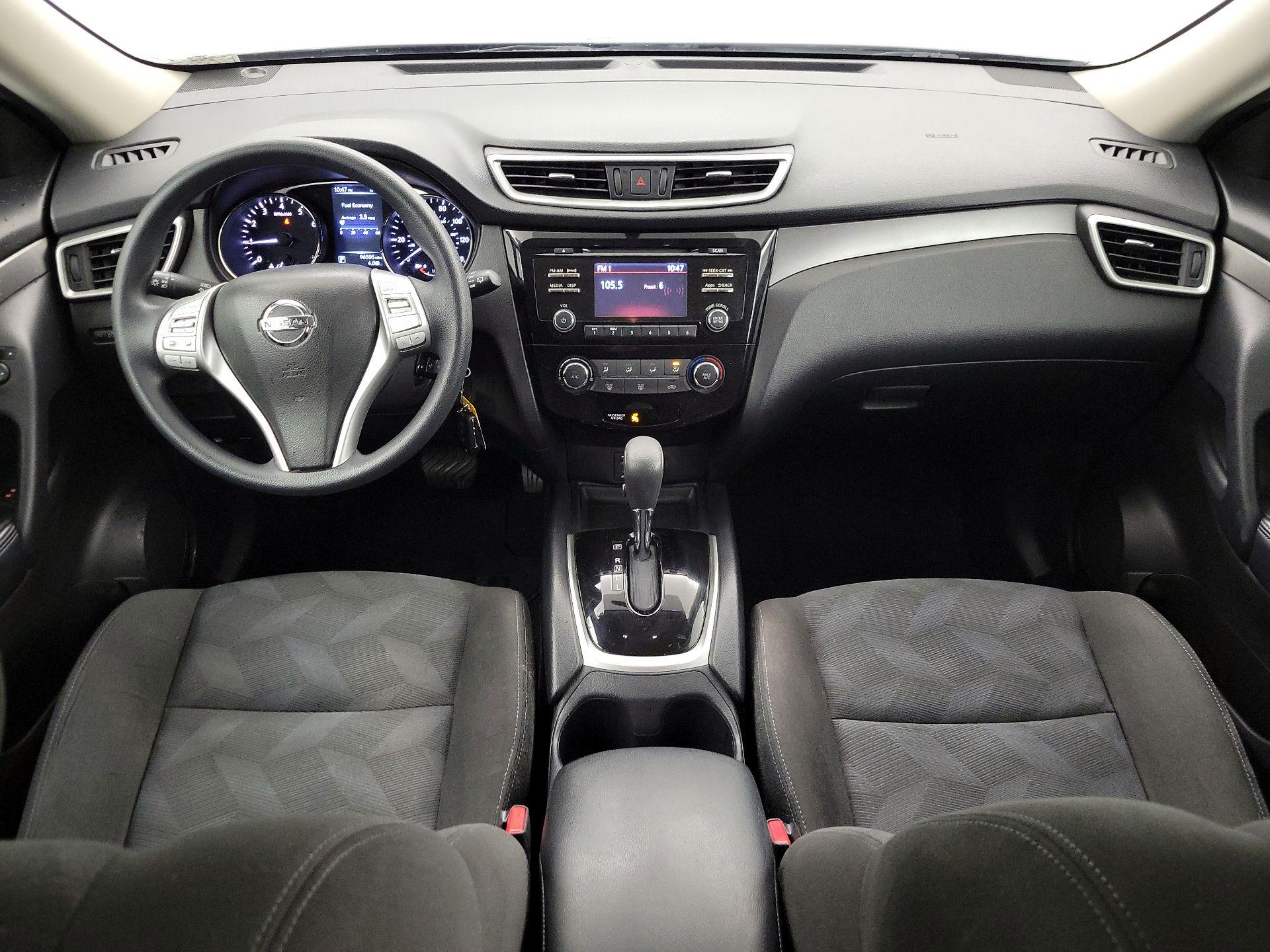 Thumbnail: 2016 Nissan Rogue - 9