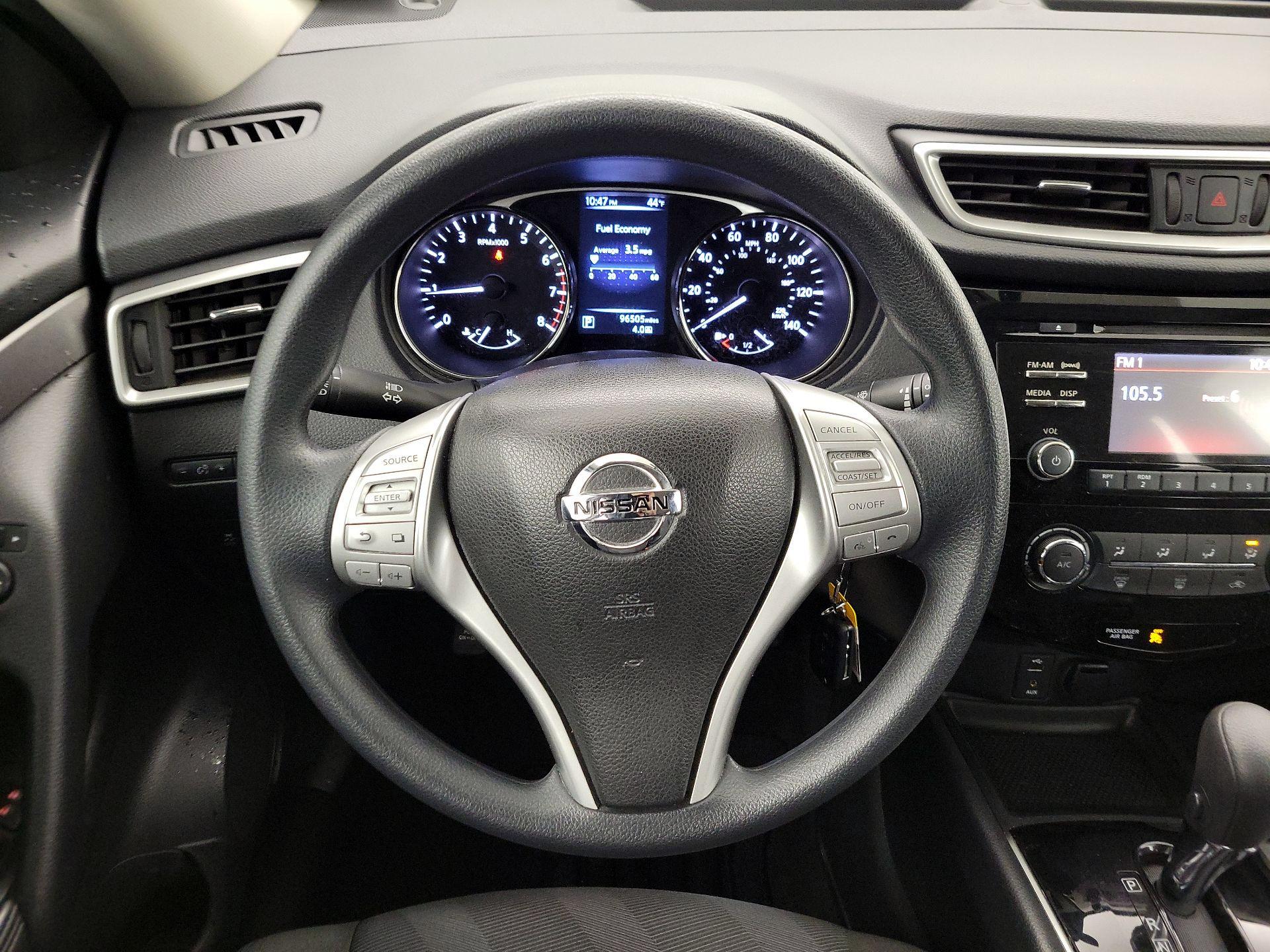 Thumbnail: 2016 Nissan Rogue - 10