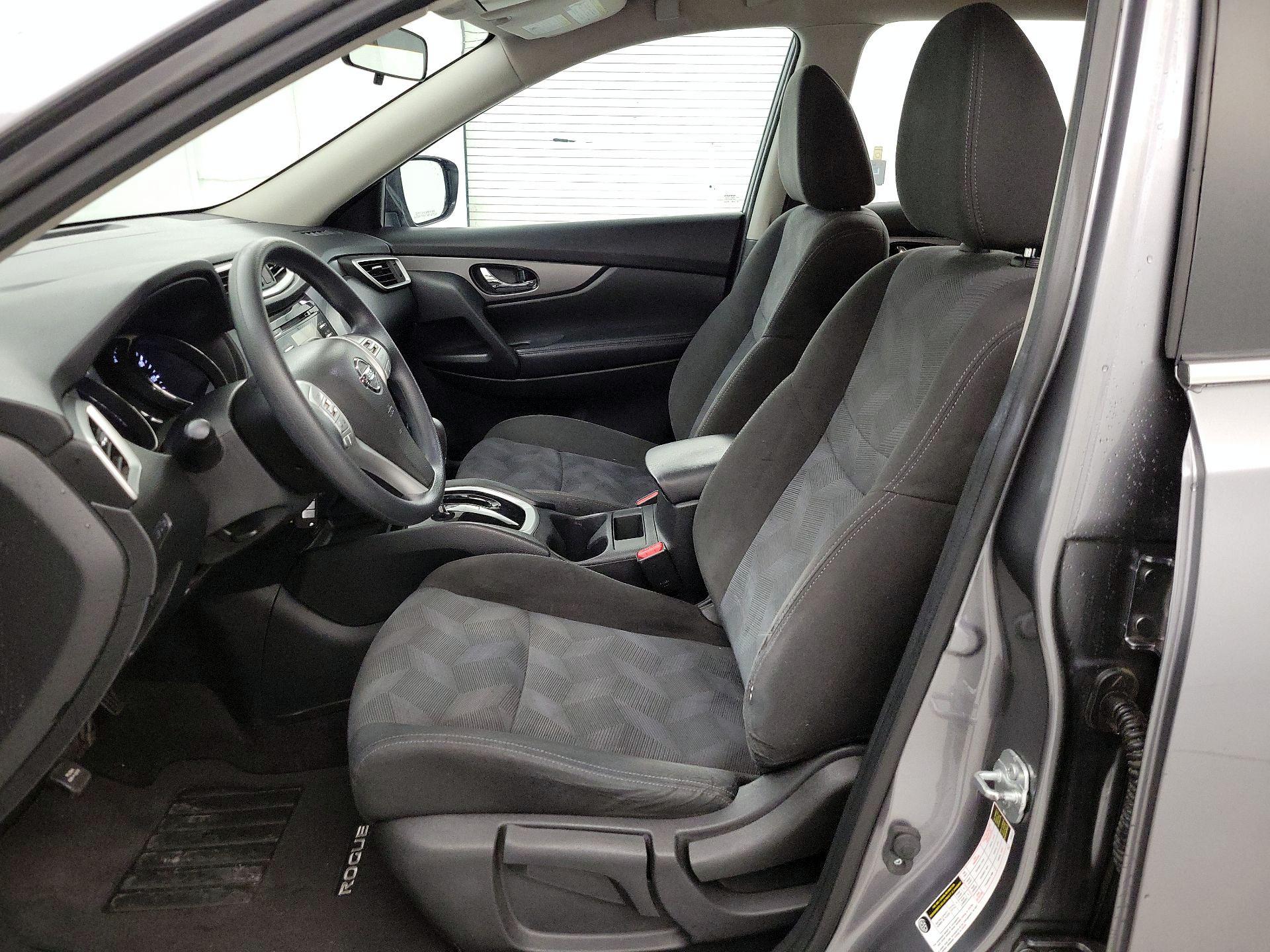 Thumbnail: 2016 Nissan Rogue - 11