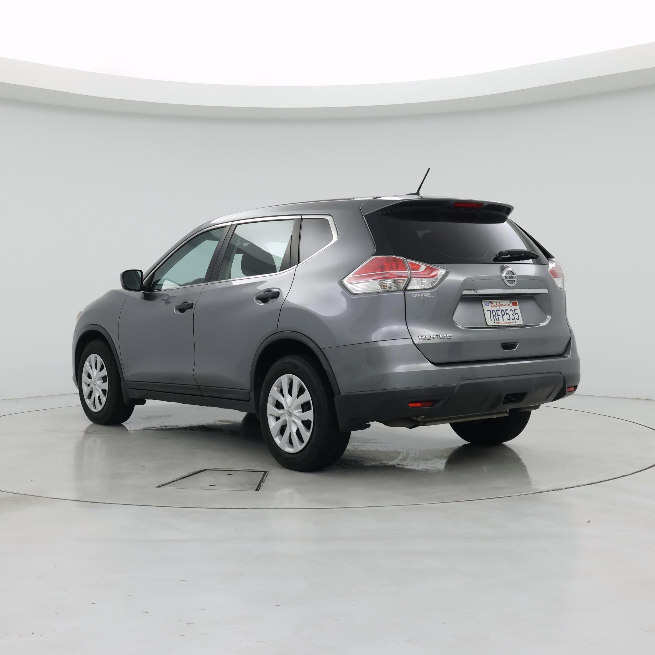 Thumbnail: 2016 Nissan Rogue - 2