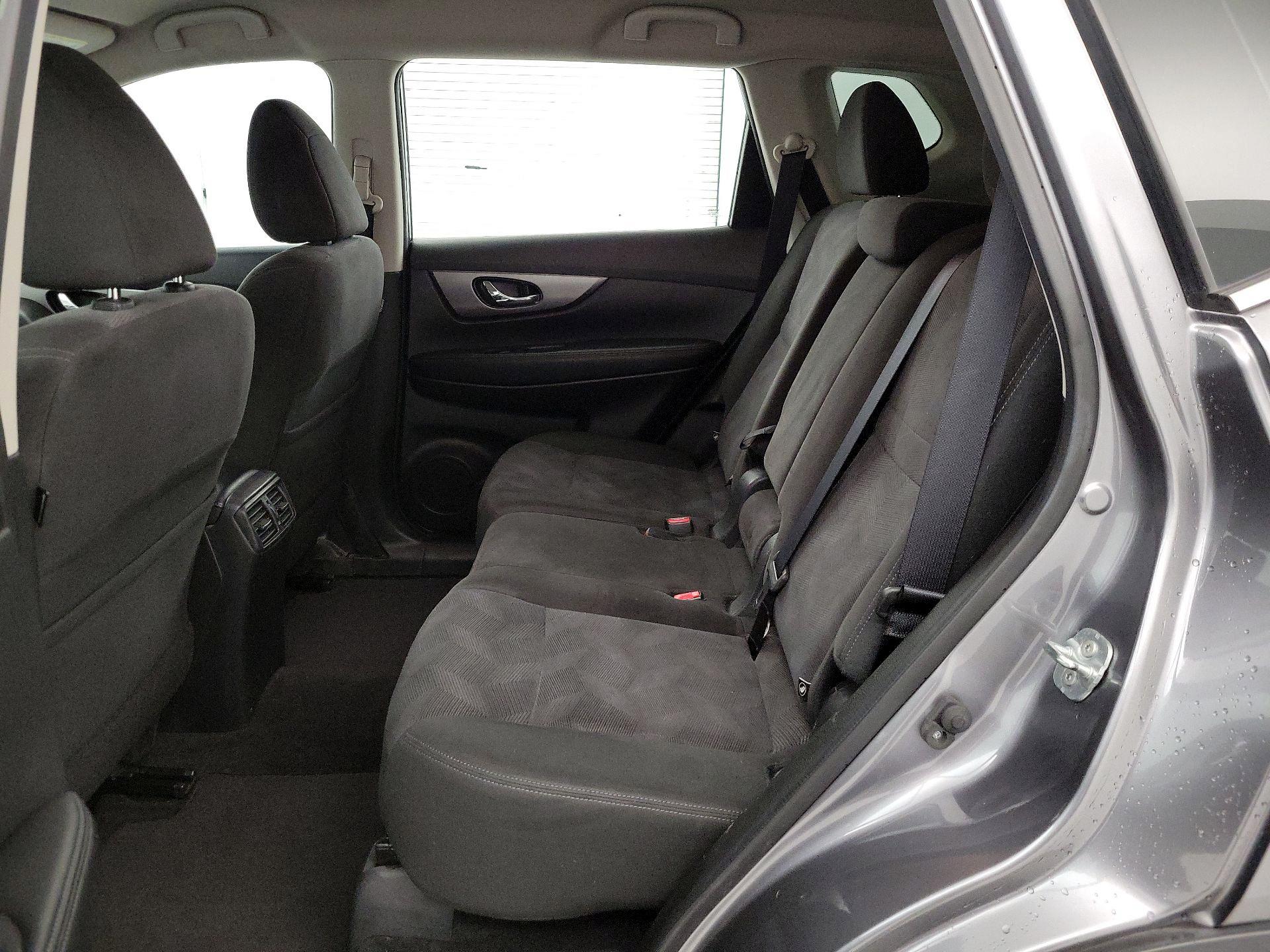 Thumbnail: 2016 Nissan Rogue - 19