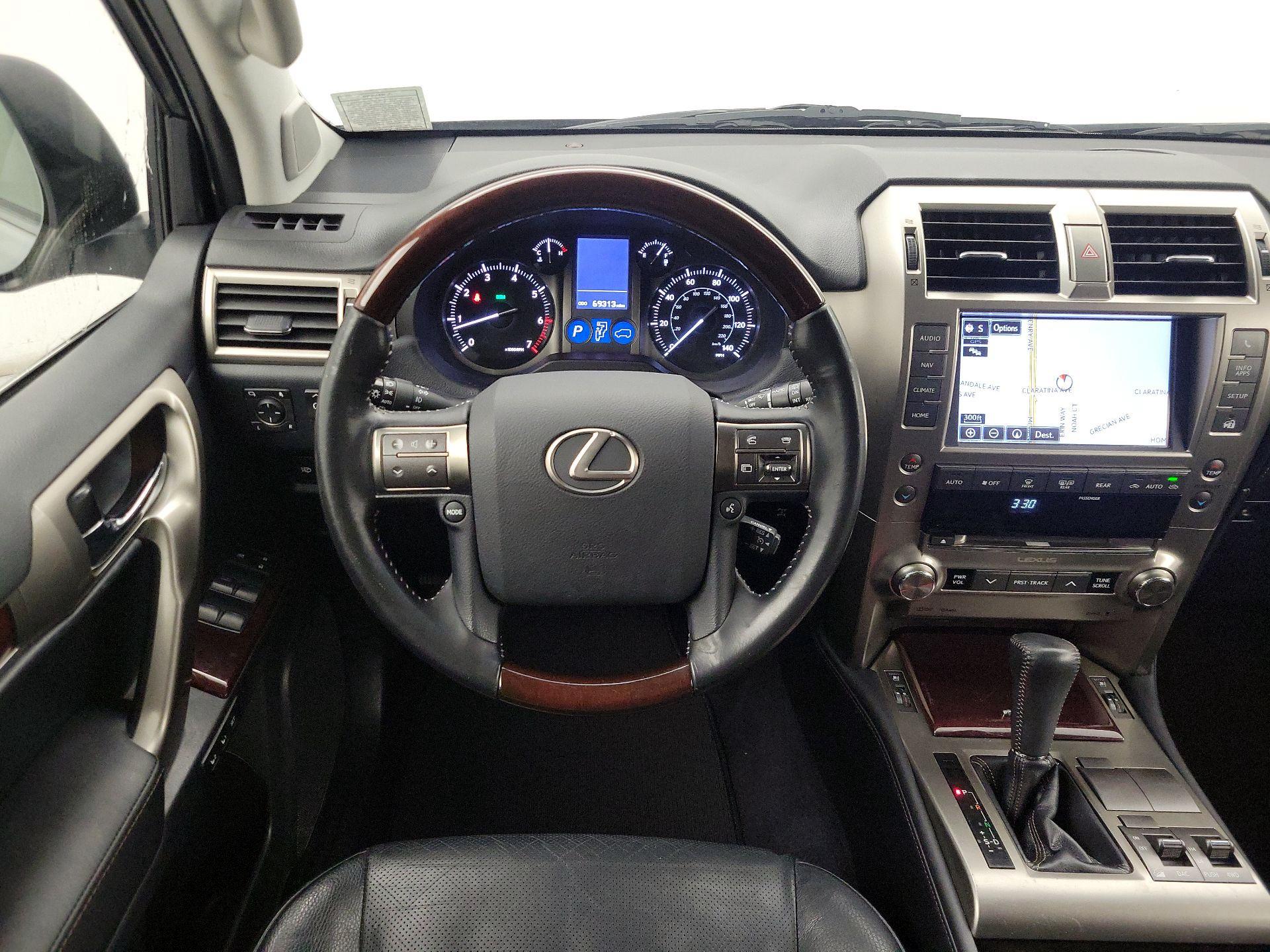 Thumbnail: 2019 Lexus GX - 10