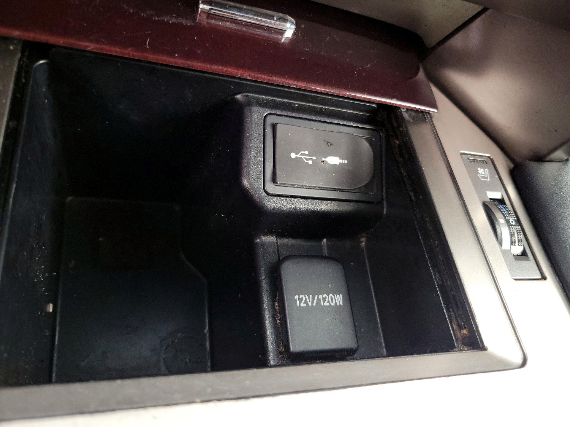 Thumbnail: 2019 Lexus GX - 19