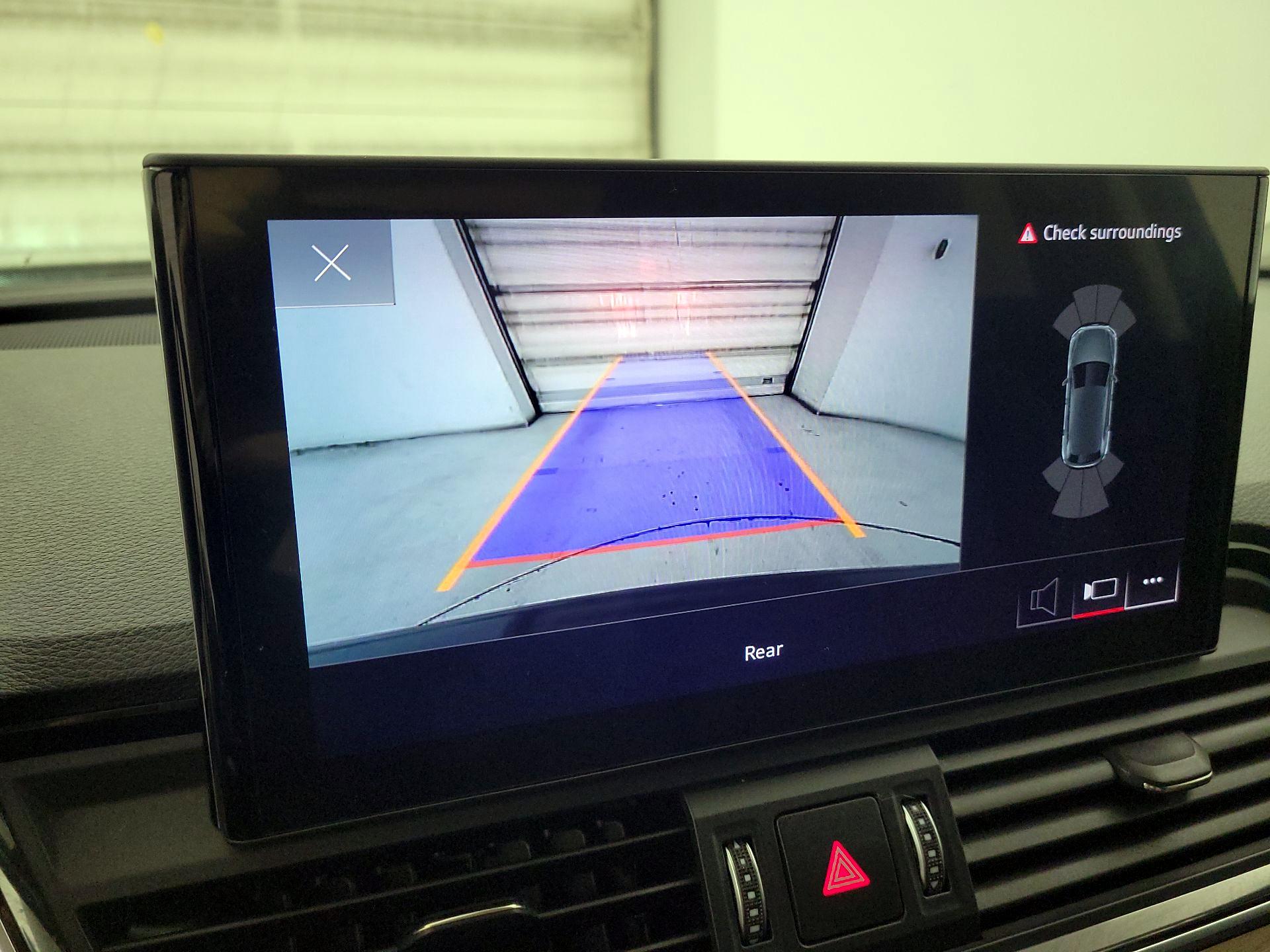 Thumbnail: 2021 Audi Q5 - 13