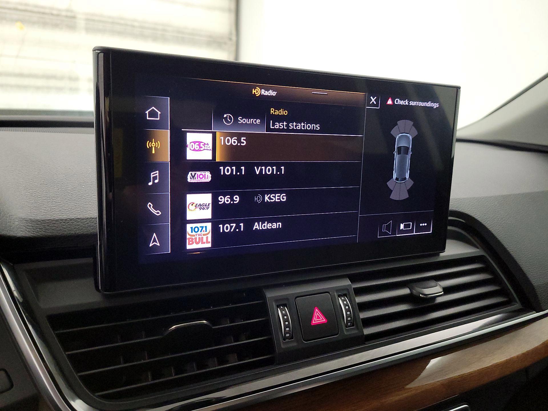 Thumbnail: 2021 Audi Q5 - 14