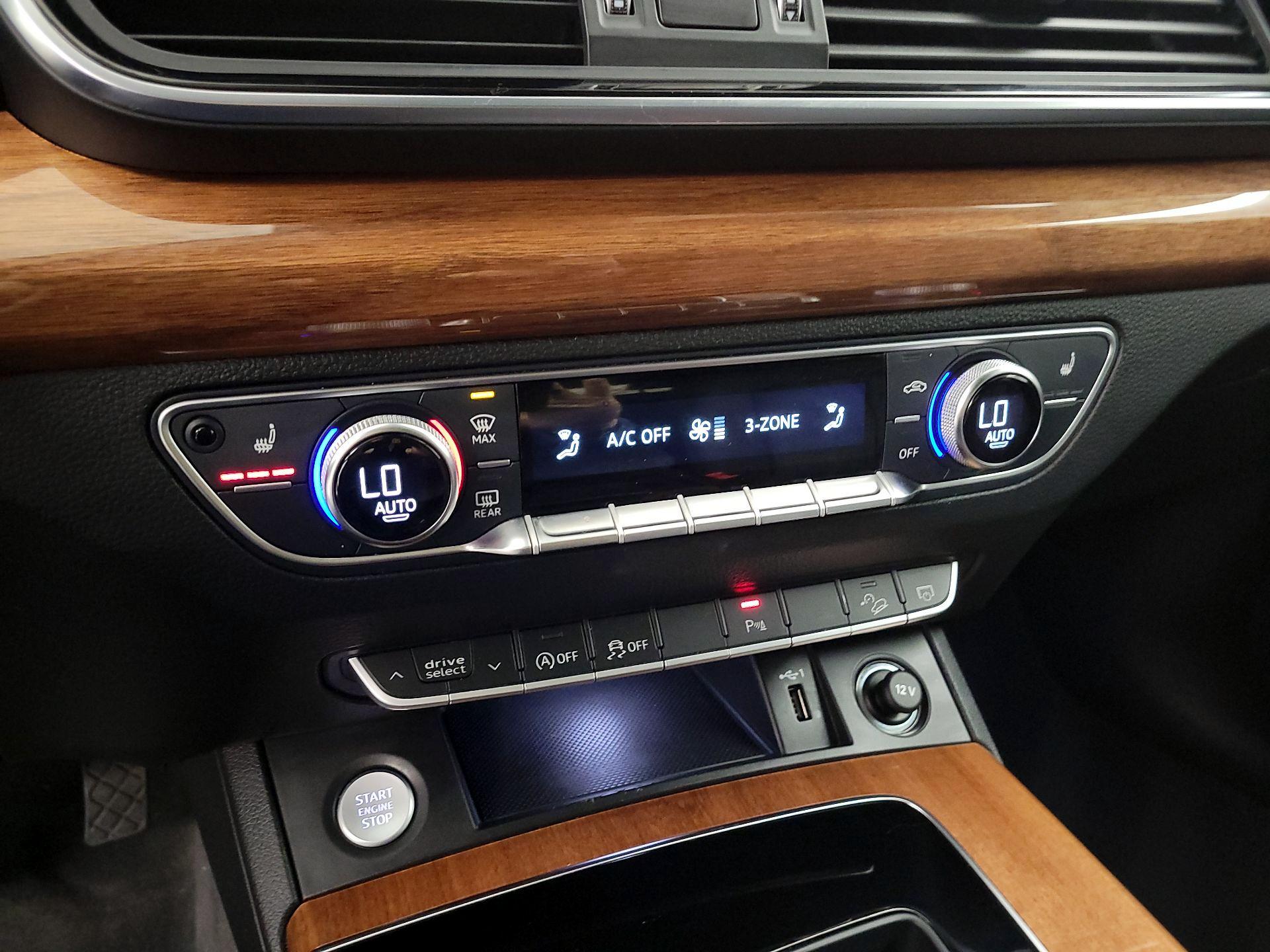 Thumbnail: 2021 Audi Q5 - 15