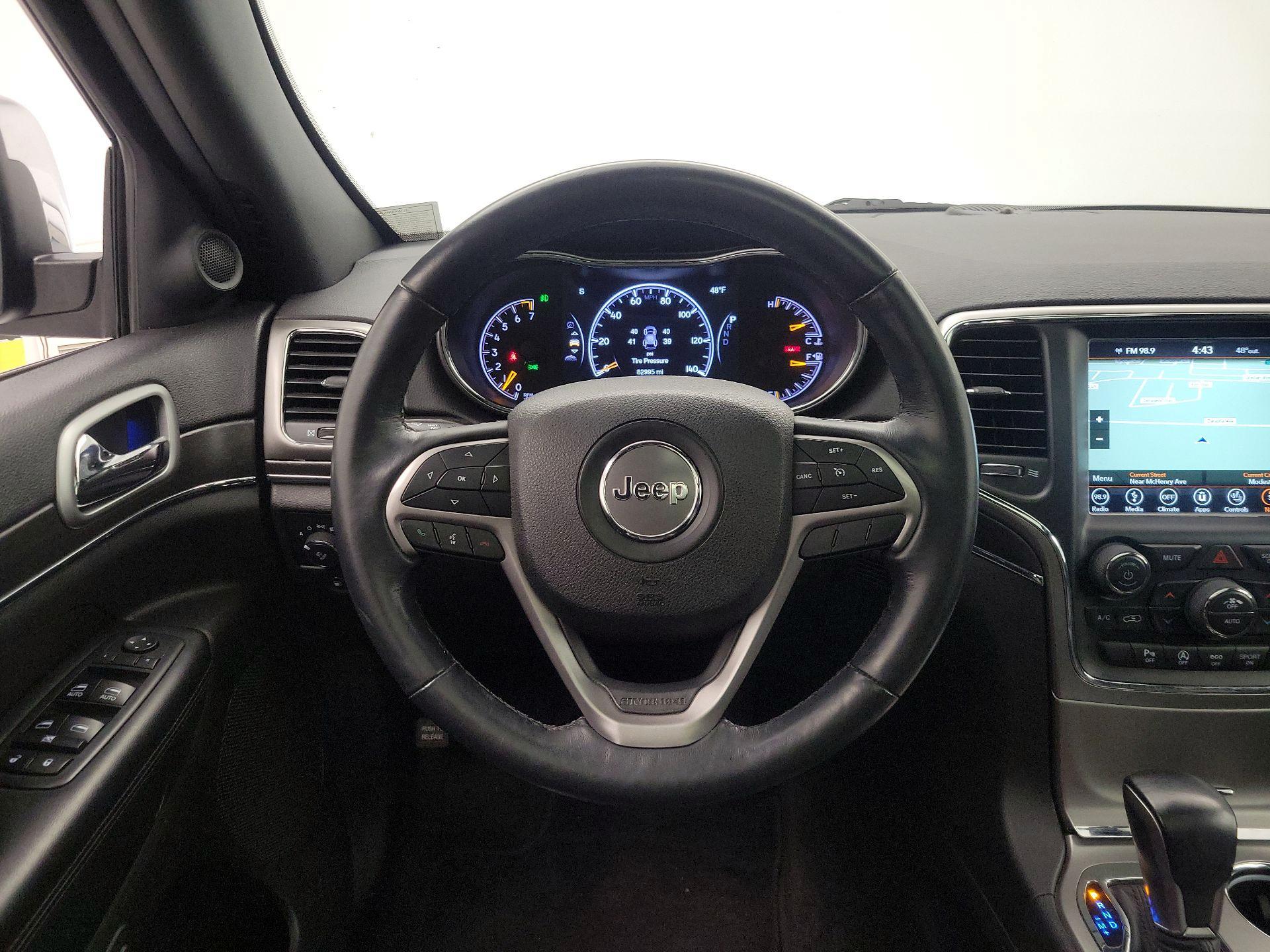 Thumbnail: 2018 Jeep Grand Cherokee - 10