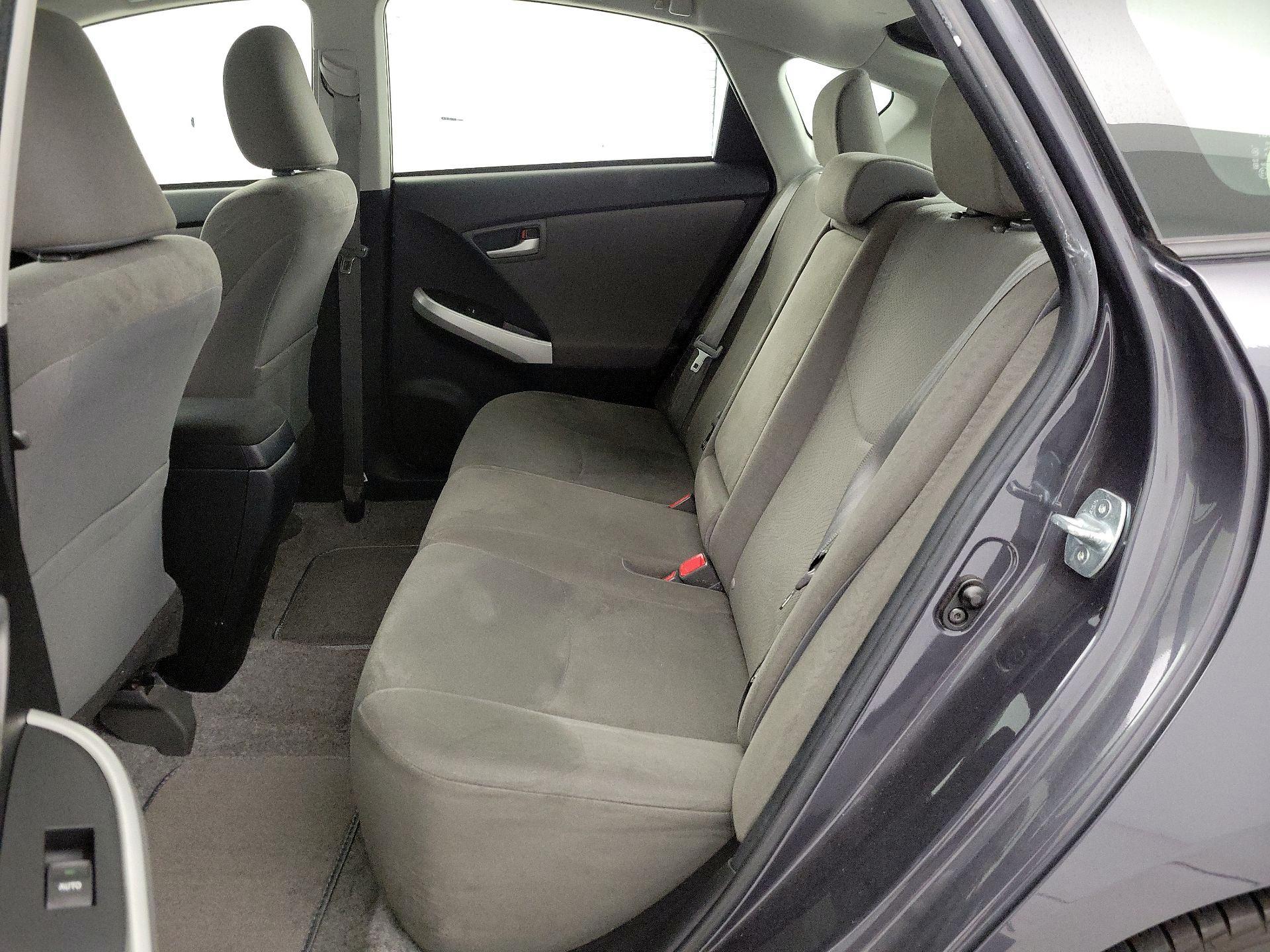 Thumbnail: 2015 Toyota Prius - 19