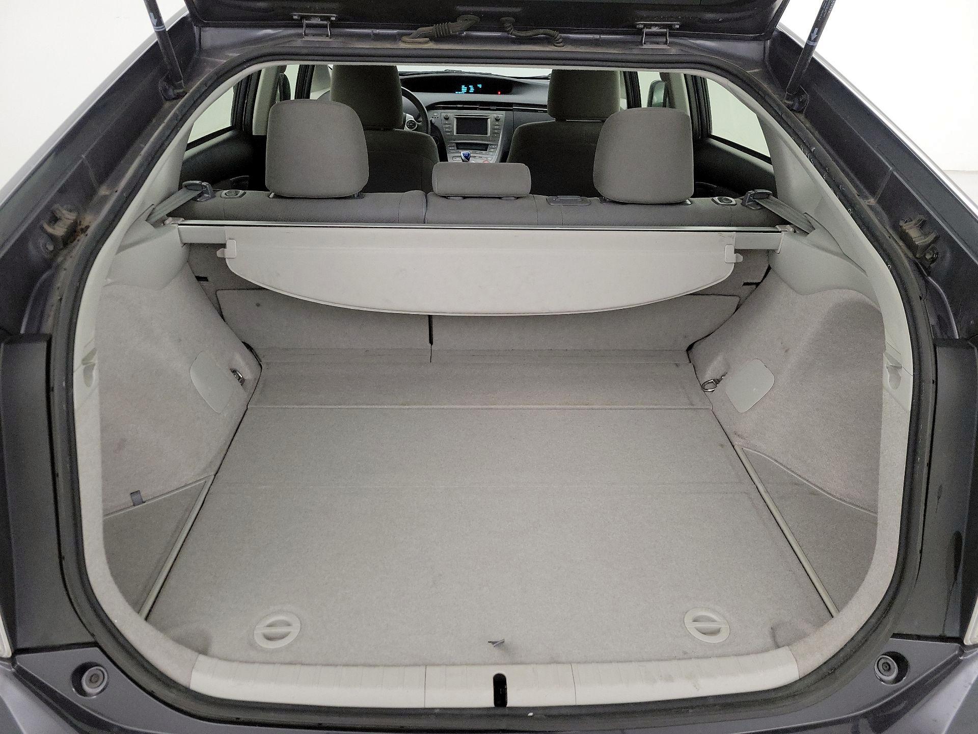 Thumbnail: 2015 Toyota Prius - 20