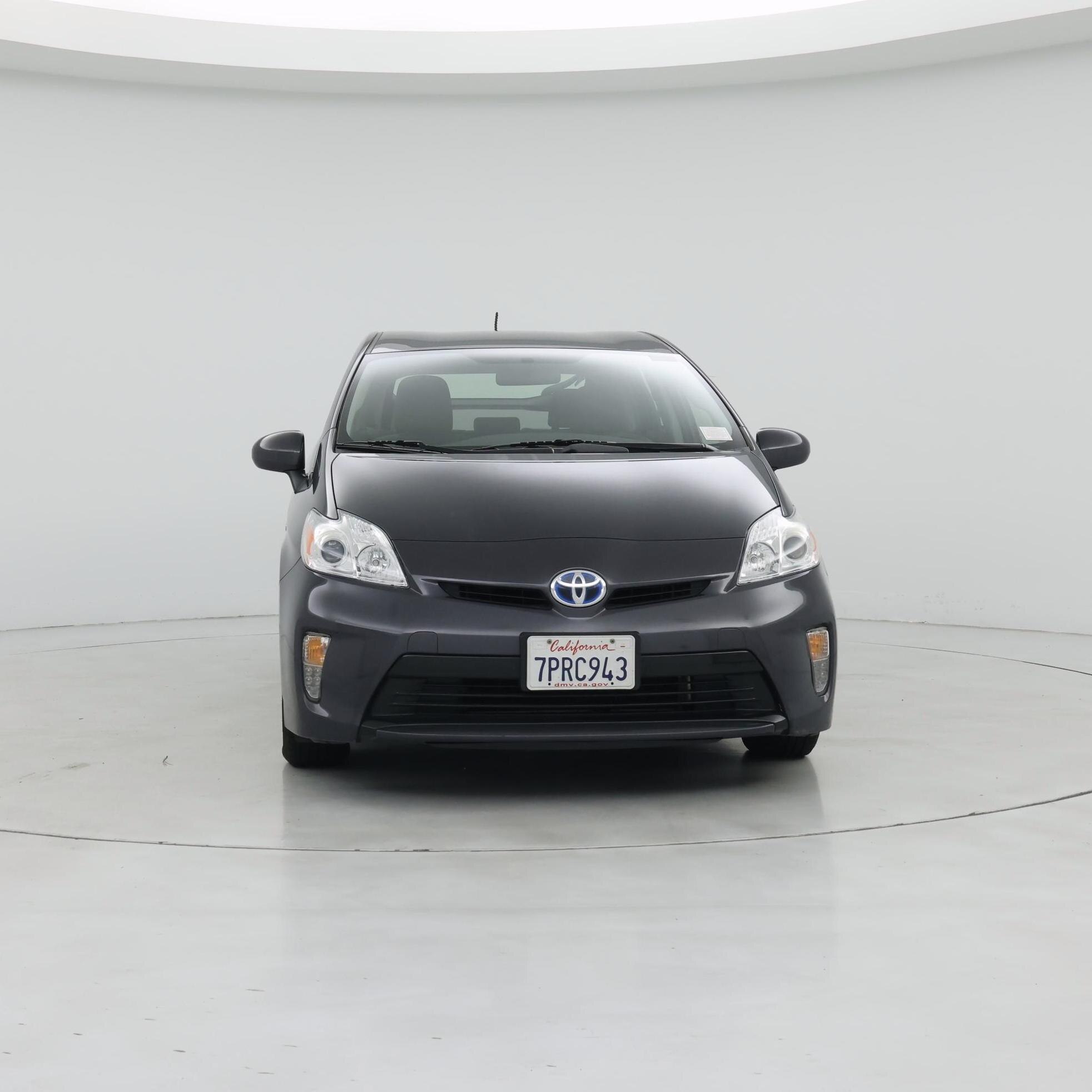 Thumbnail: 2015 Toyota Prius - 5