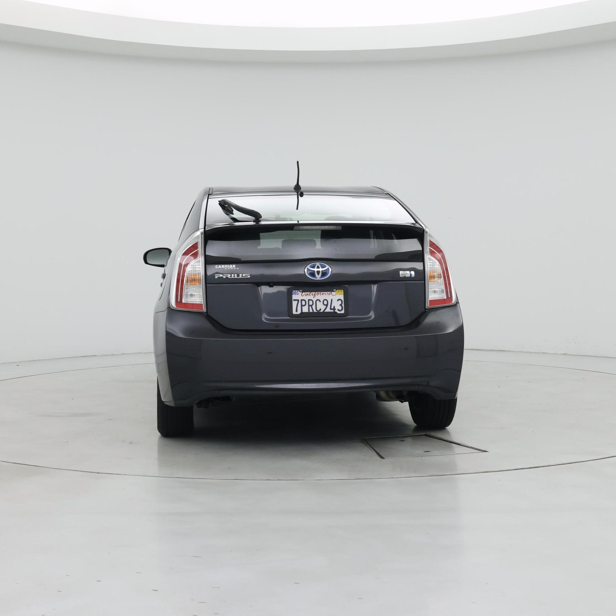 Thumbnail: 2015 Toyota Prius - 6