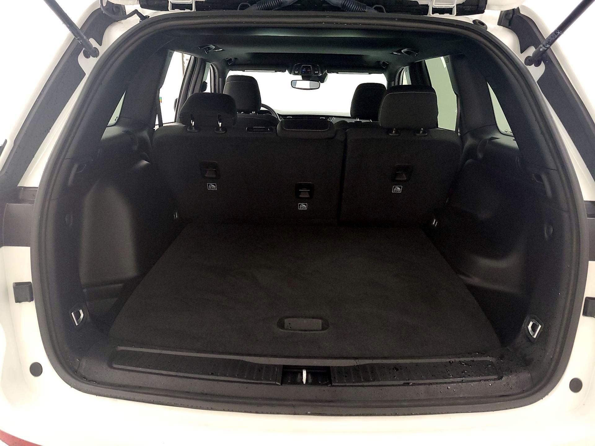 Thumbnail: 2024 Jeep Grand Cherokee - 20