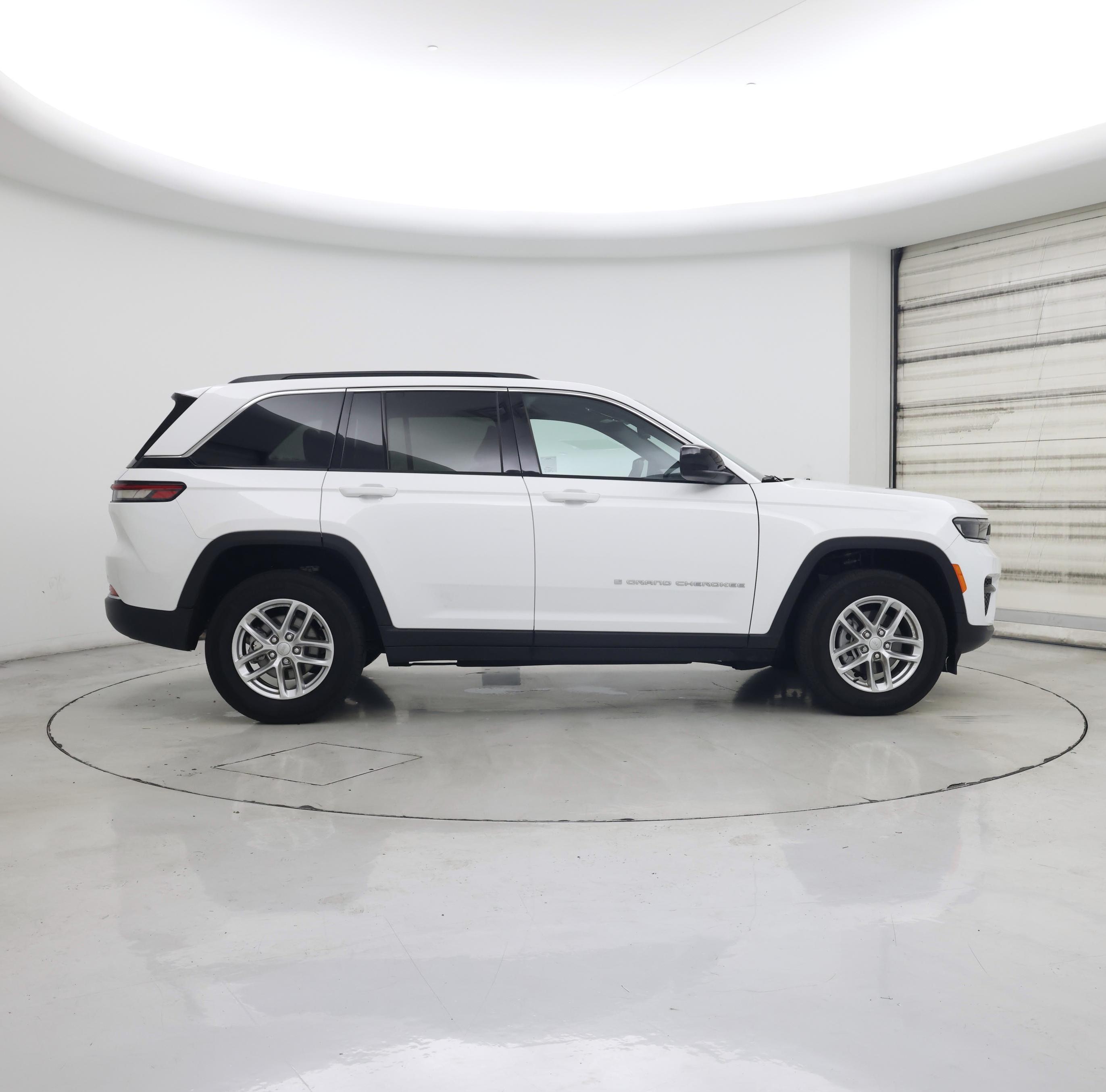 Thumbnail: 2024 Jeep Grand Cherokee - 7