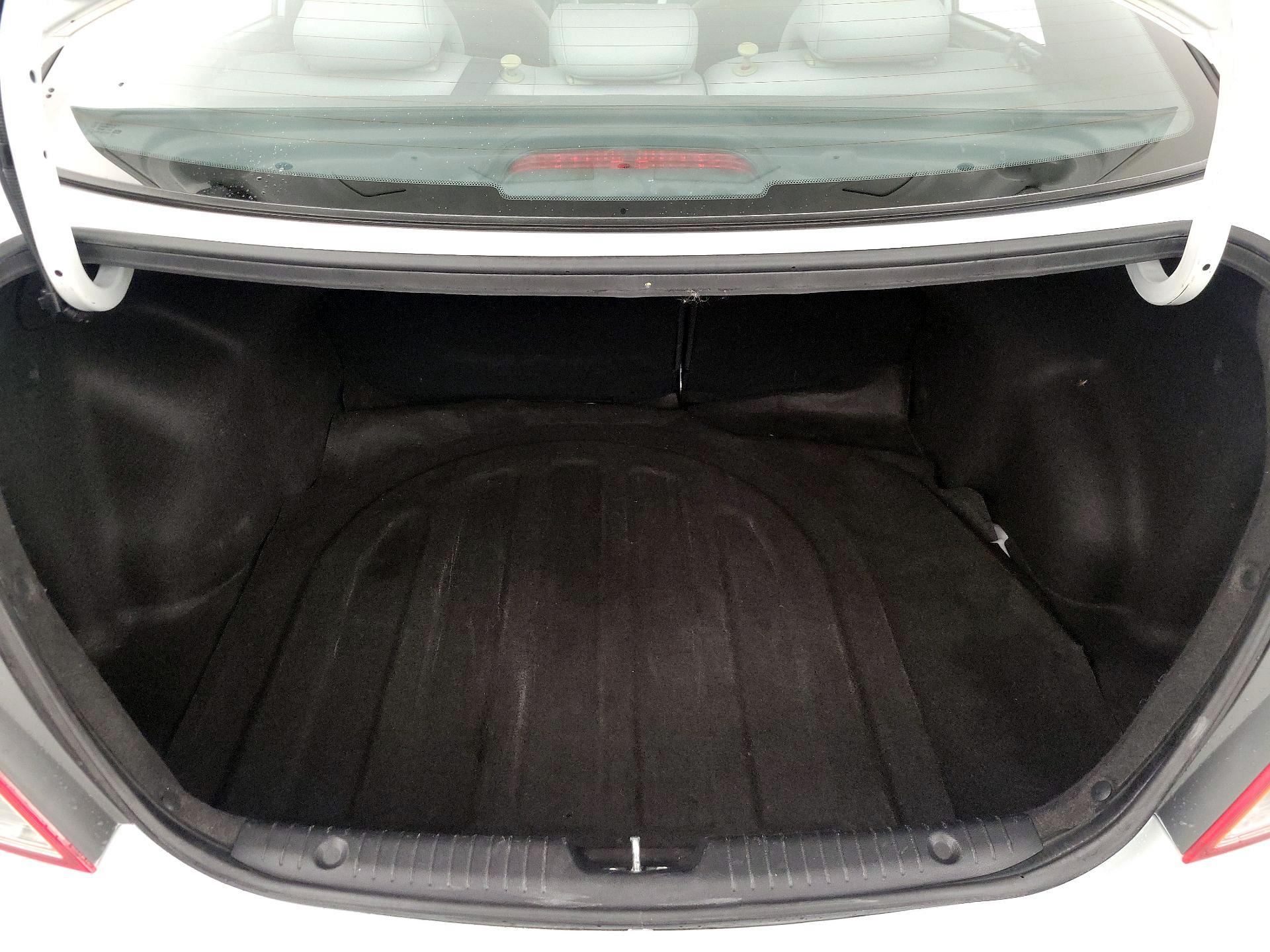 Thumbnail: 2016 Hyundai Accent - 18