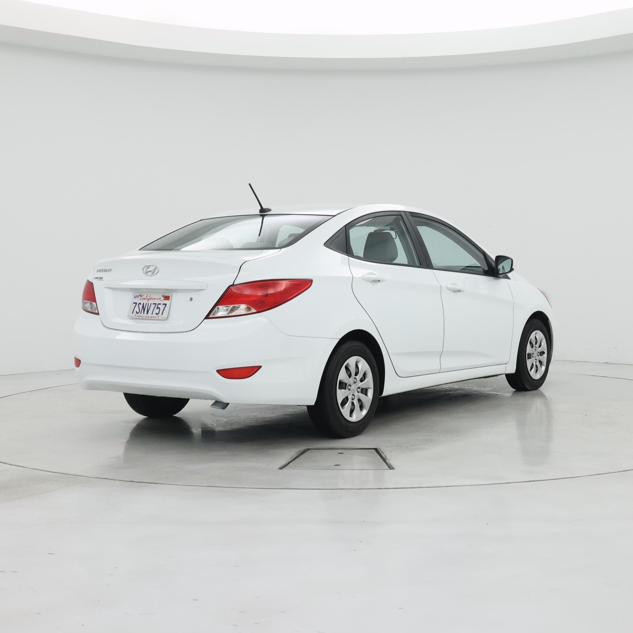 Thumbnail: 2016 Hyundai Accent - 8