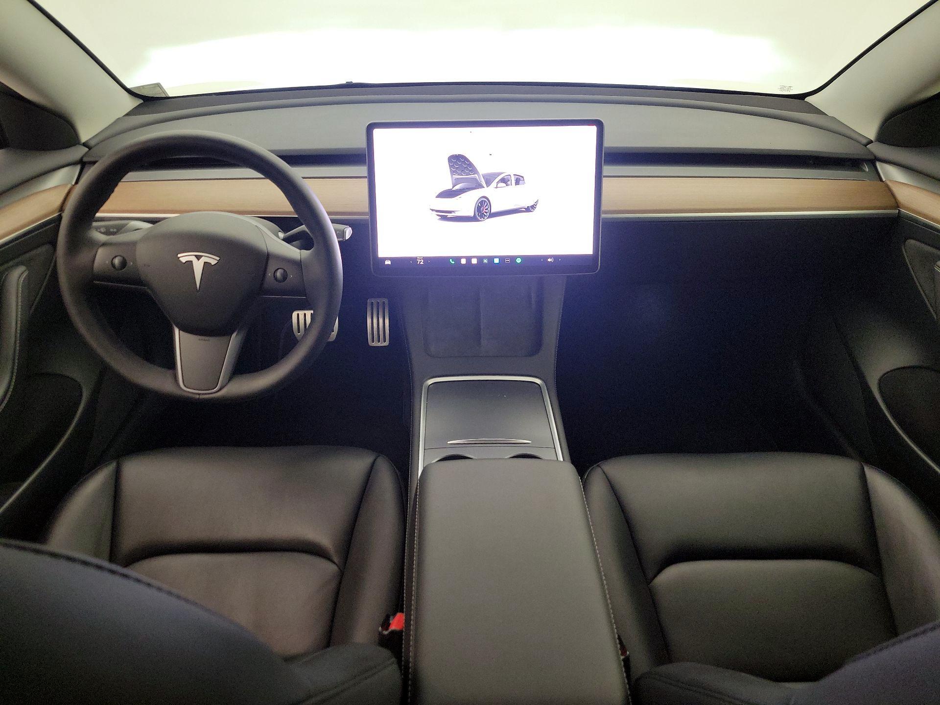 Thumbnail: 2023 Tesla Model 3 - 9