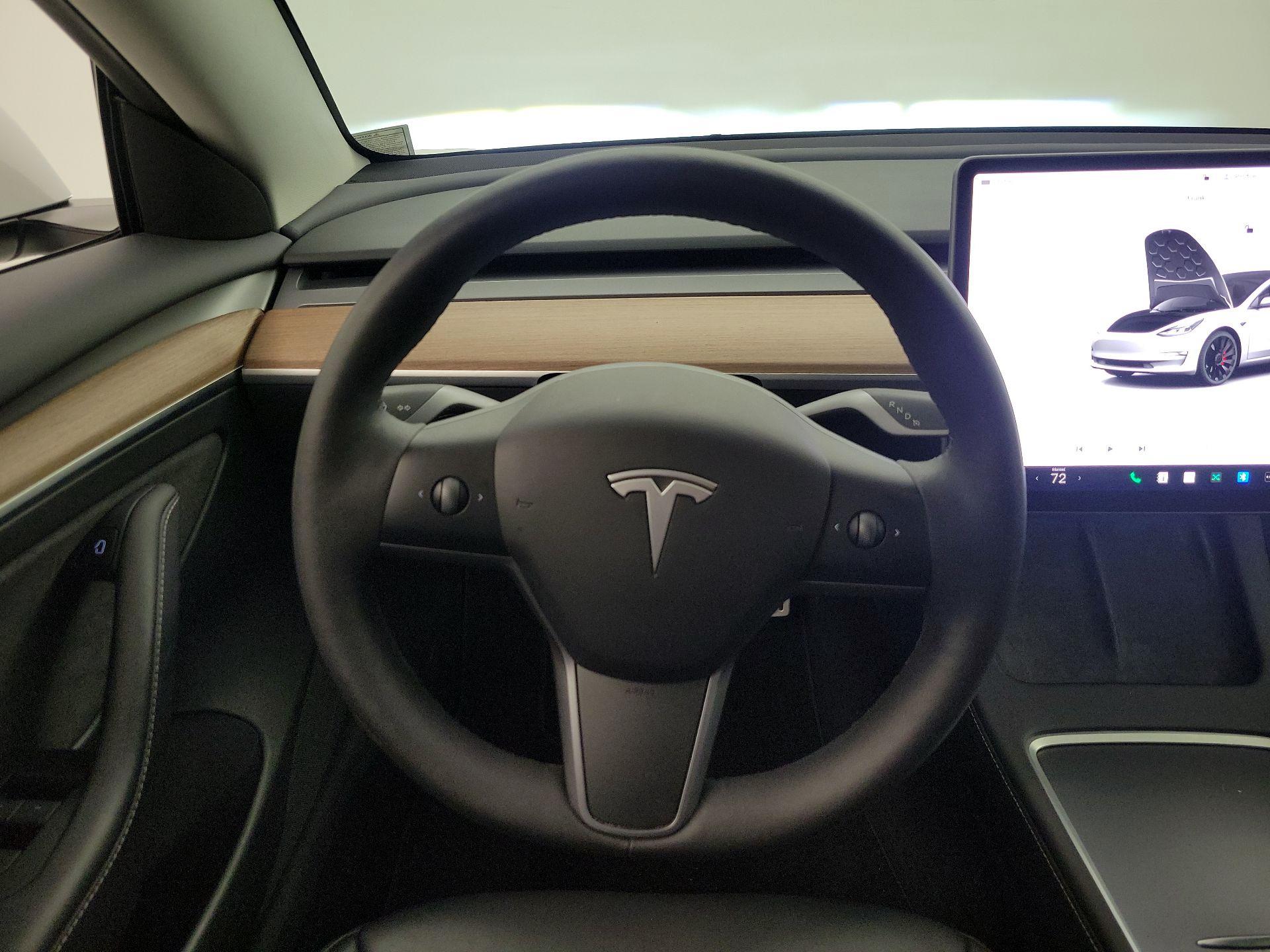 Thumbnail: 2023 Tesla Model 3 - 10