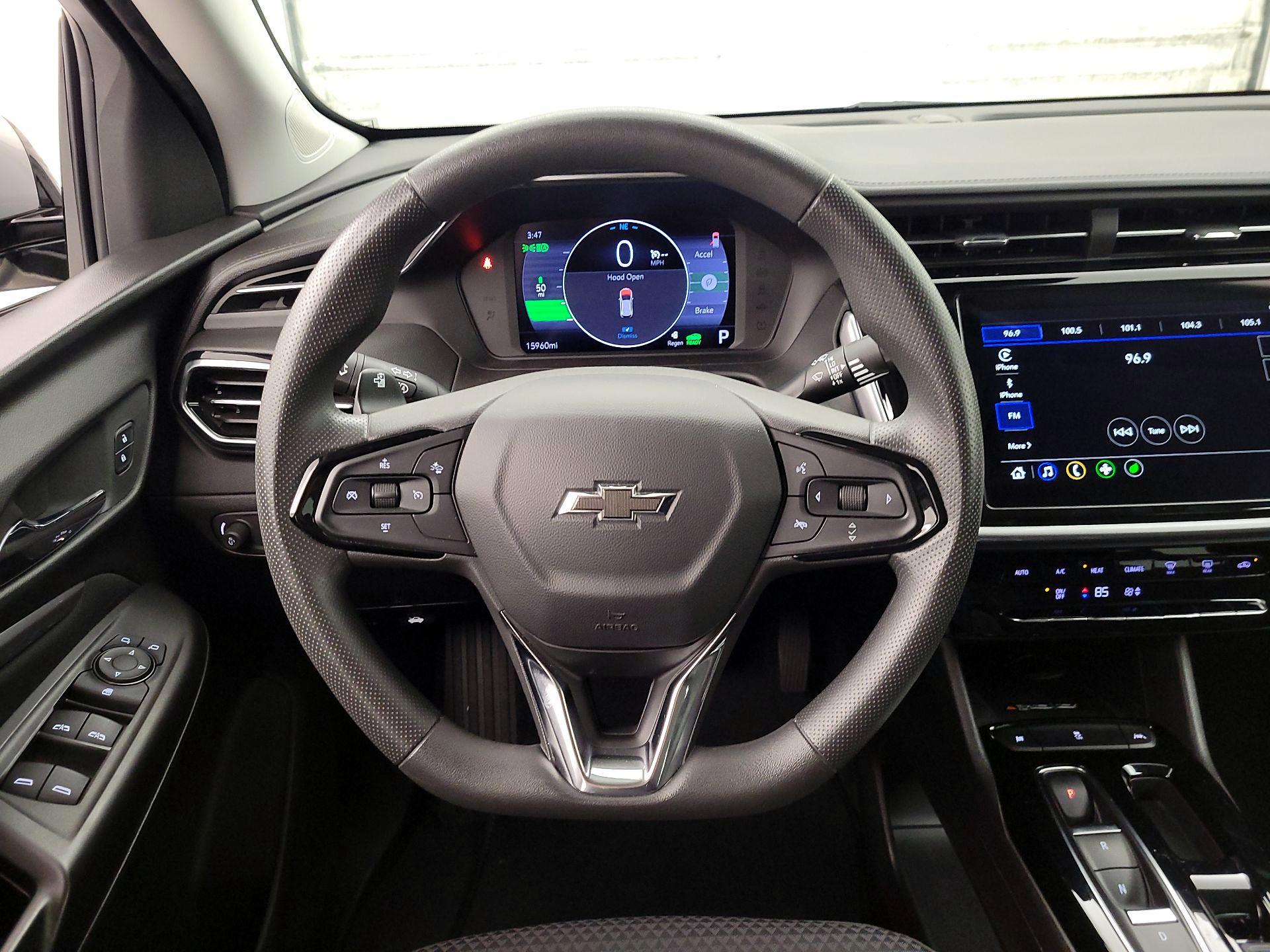 Thumbnail: 2023 Chevrolet Bolt EUV - 10