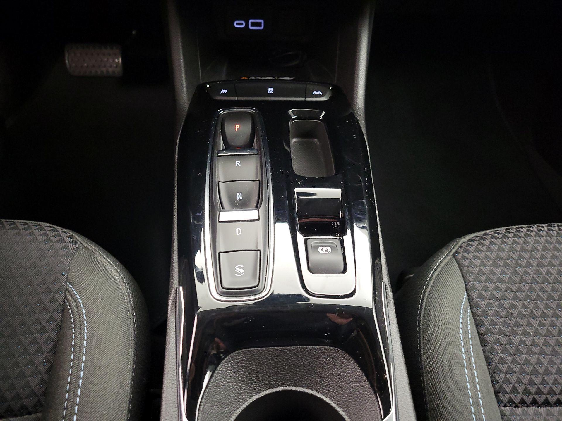 Thumbnail: 2023 Chevrolet Bolt EUV - 16