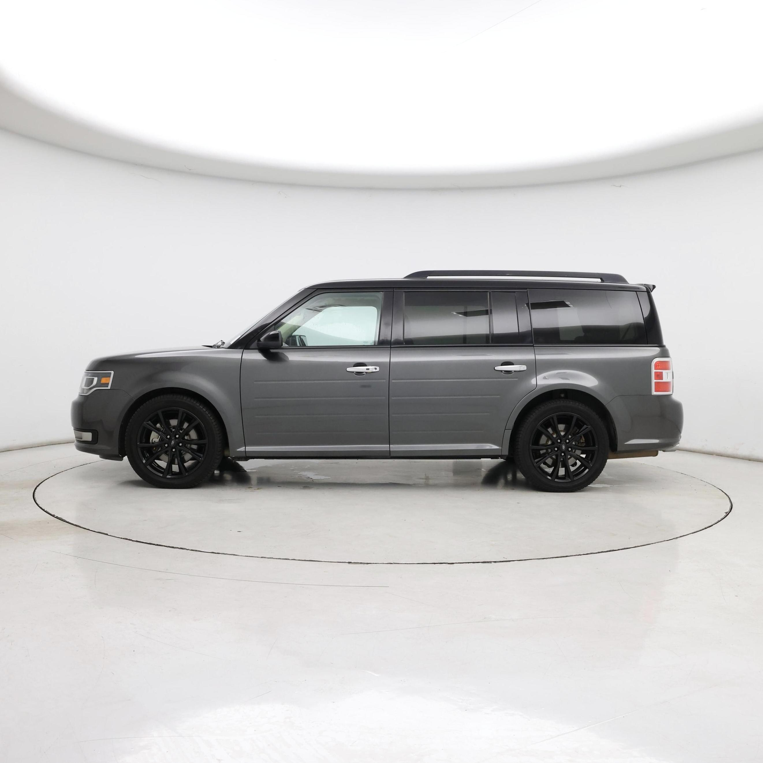 Thumbnail: 2016 Ford Flex - 3