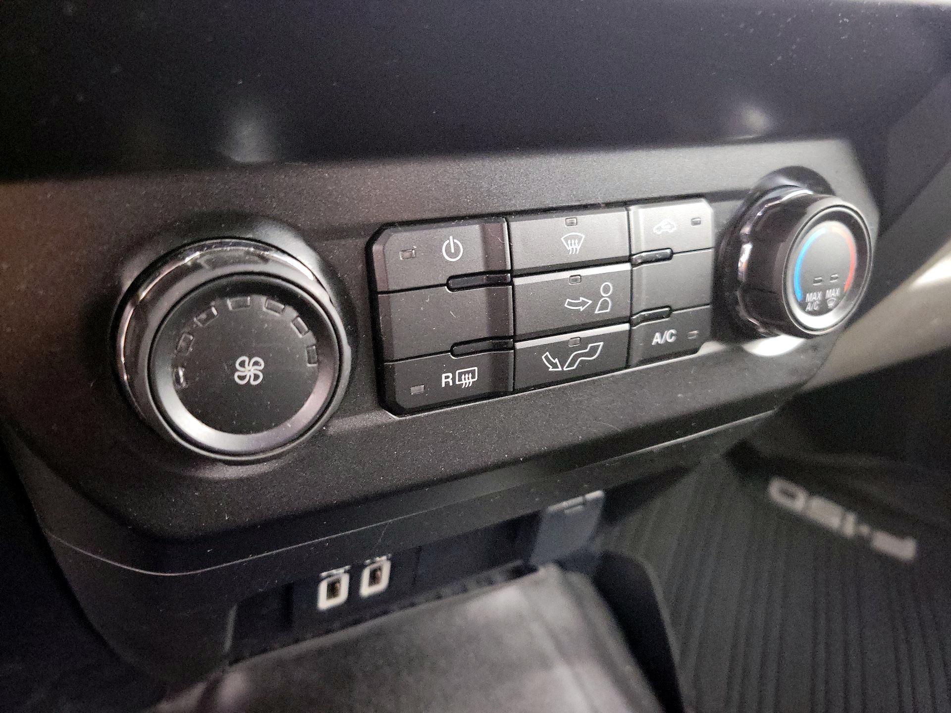 Thumbnail: 2019 Ford F-150 - 16