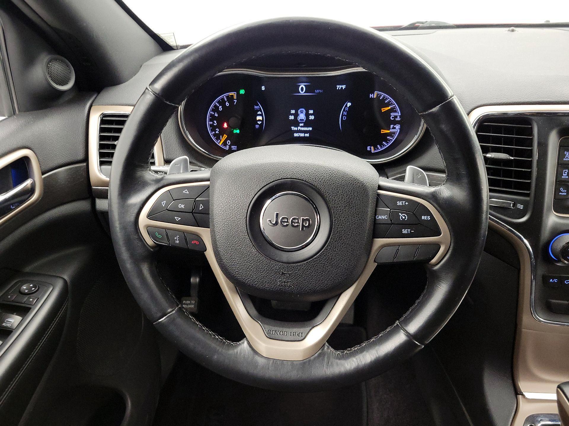 Thumbnail: 2016 Jeep Grand Cherokee - 10