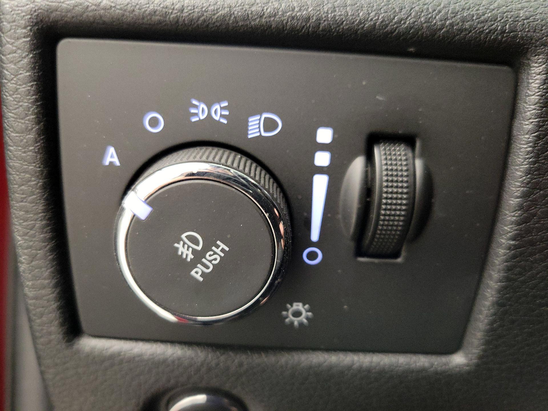 Thumbnail: 2016 Jeep Grand Cherokee - 13