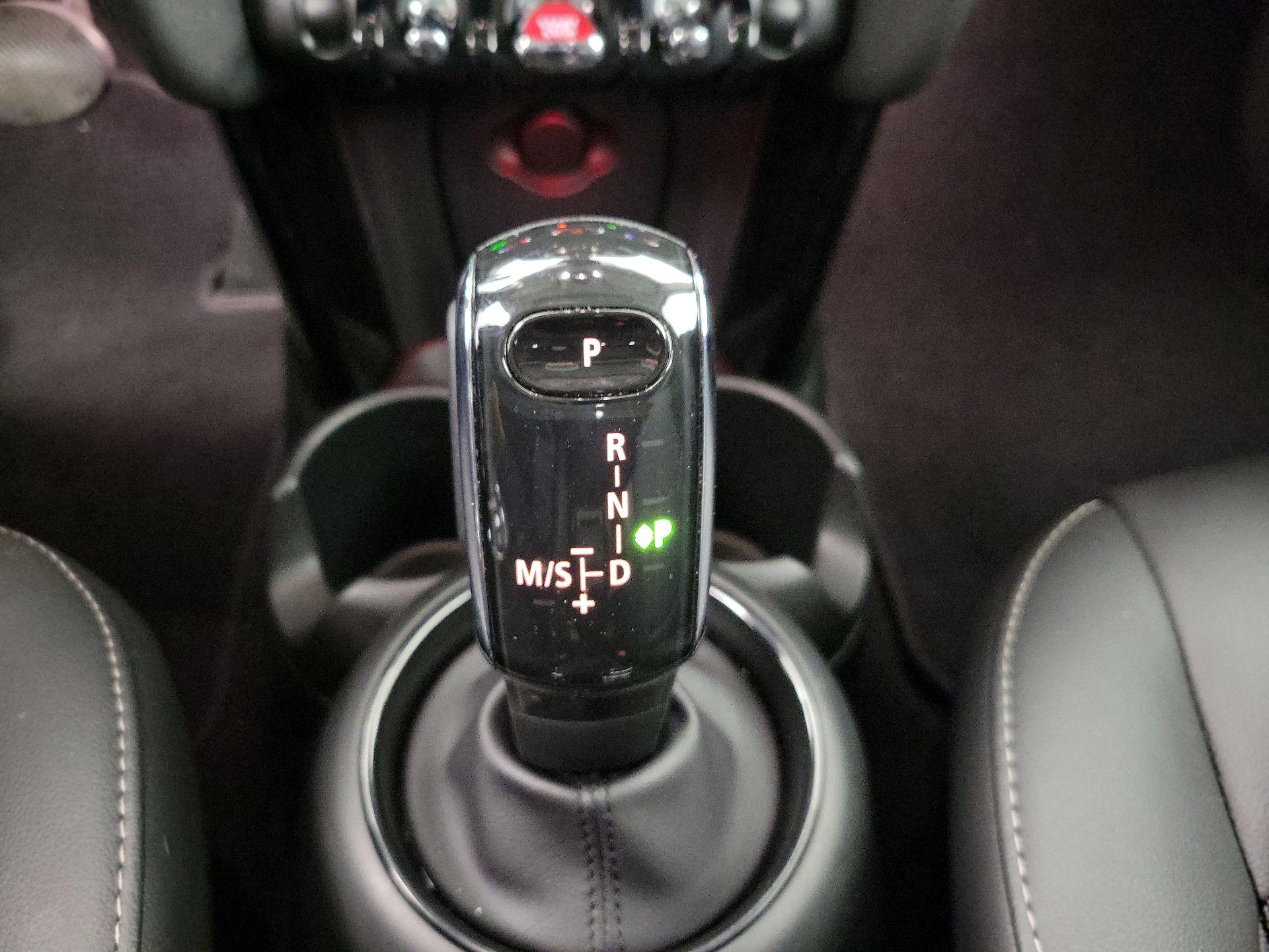 Thumbnail: 2022 MINI Cooper Hardtop - 16