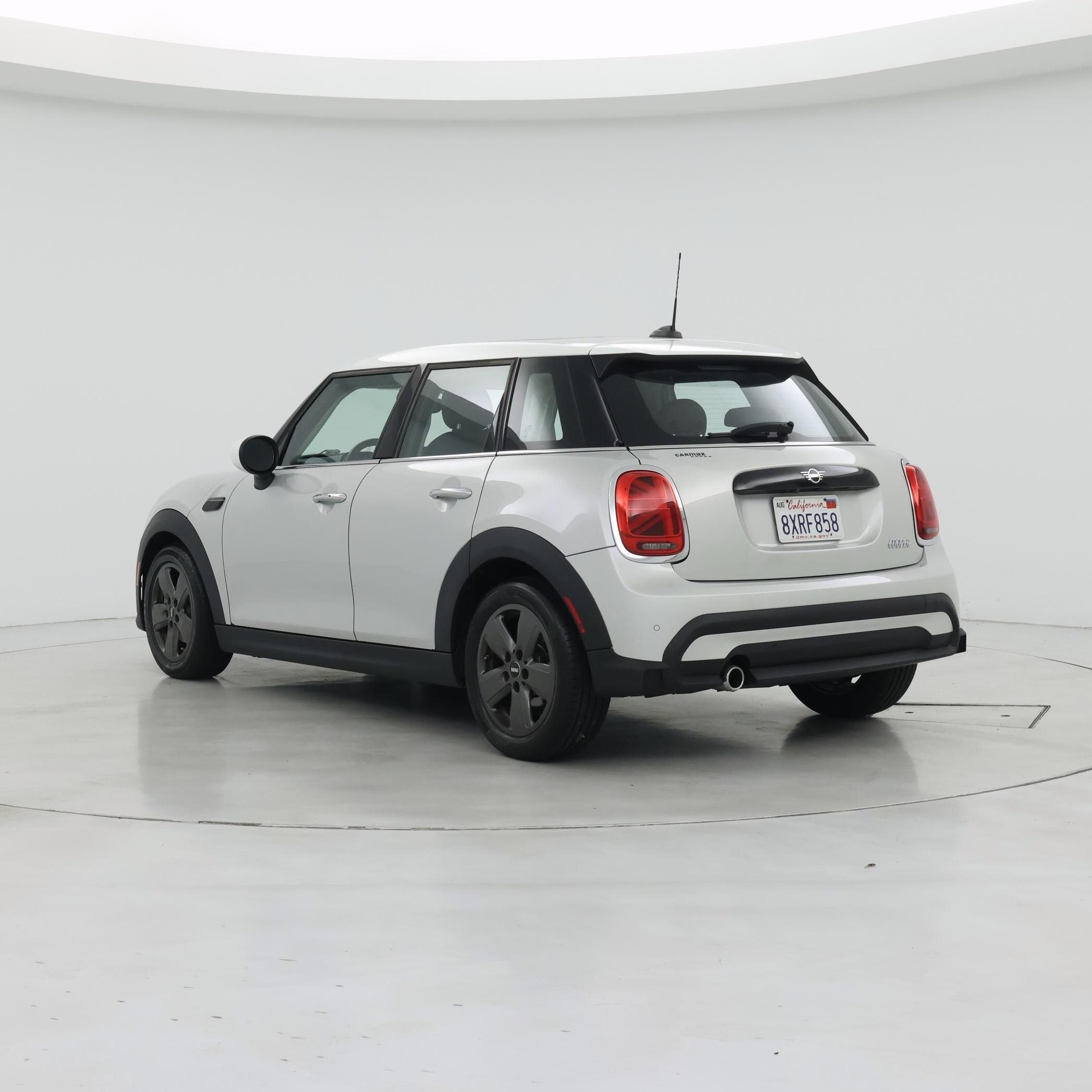 Thumbnail: 2022 MINI Cooper Hardtop - 2