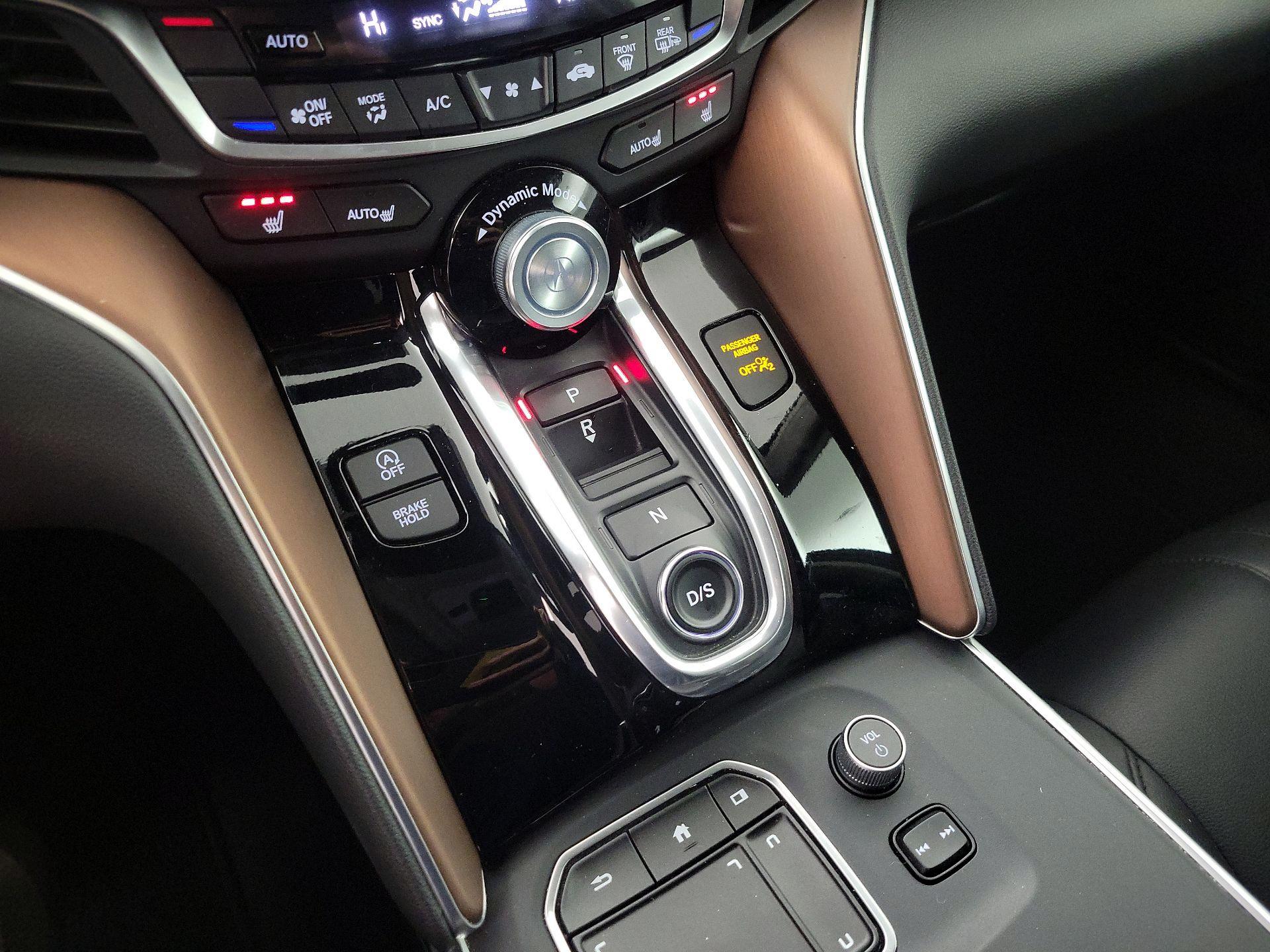 Thumbnail: 2021 Acura TLX - 17