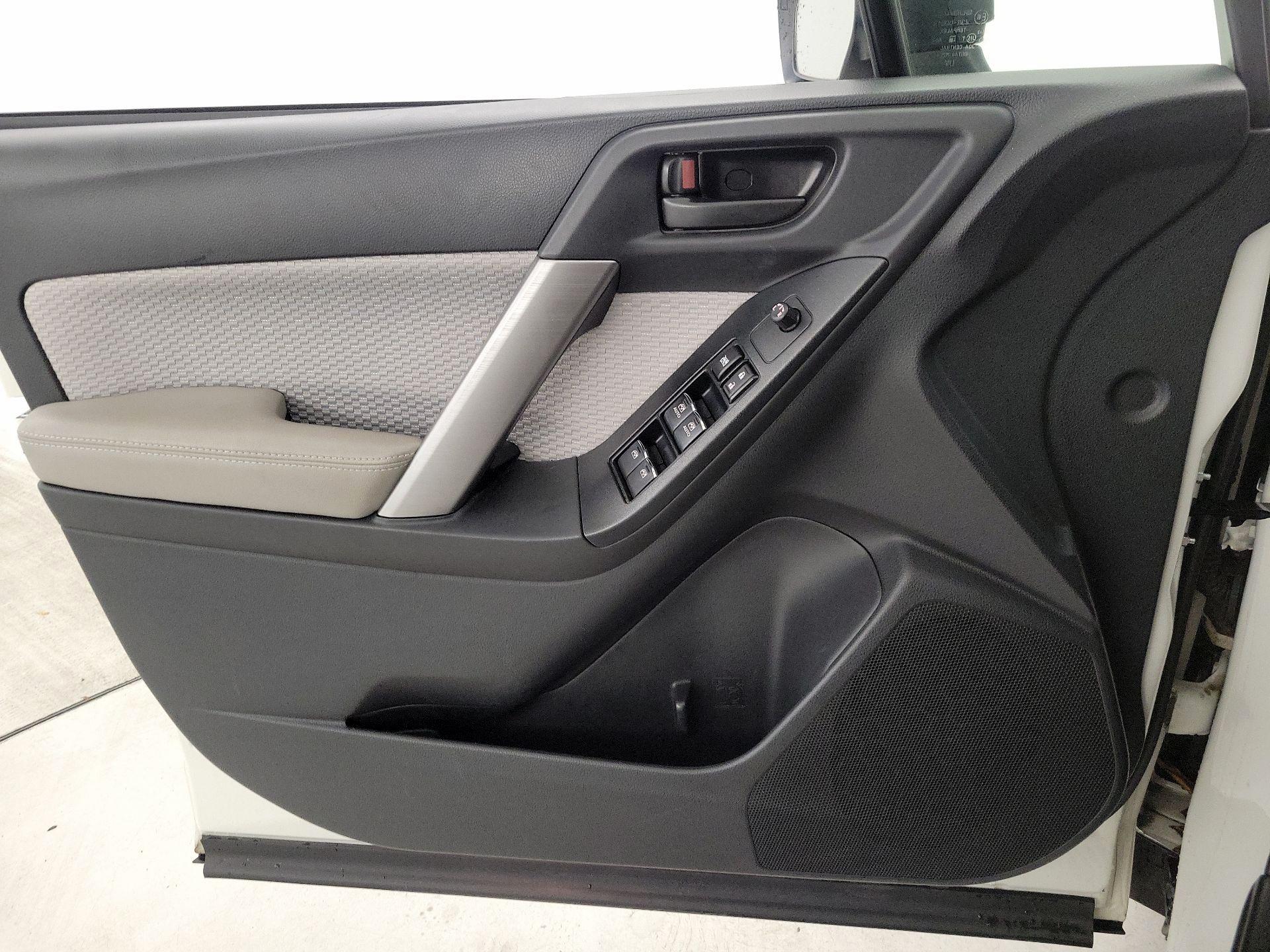 Thumbnail: 2018 Subaru Forester - 12