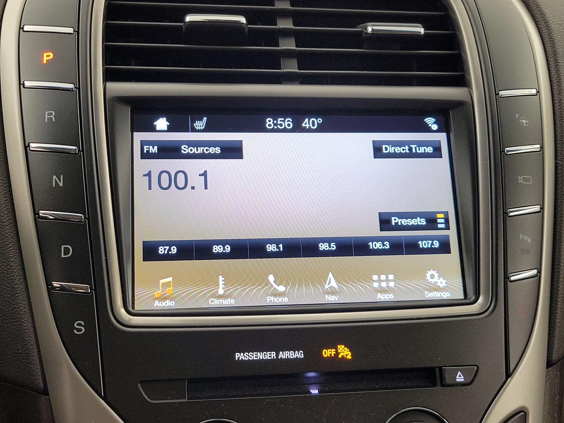 Thumbnail: 2018 Lincoln MKX - 16