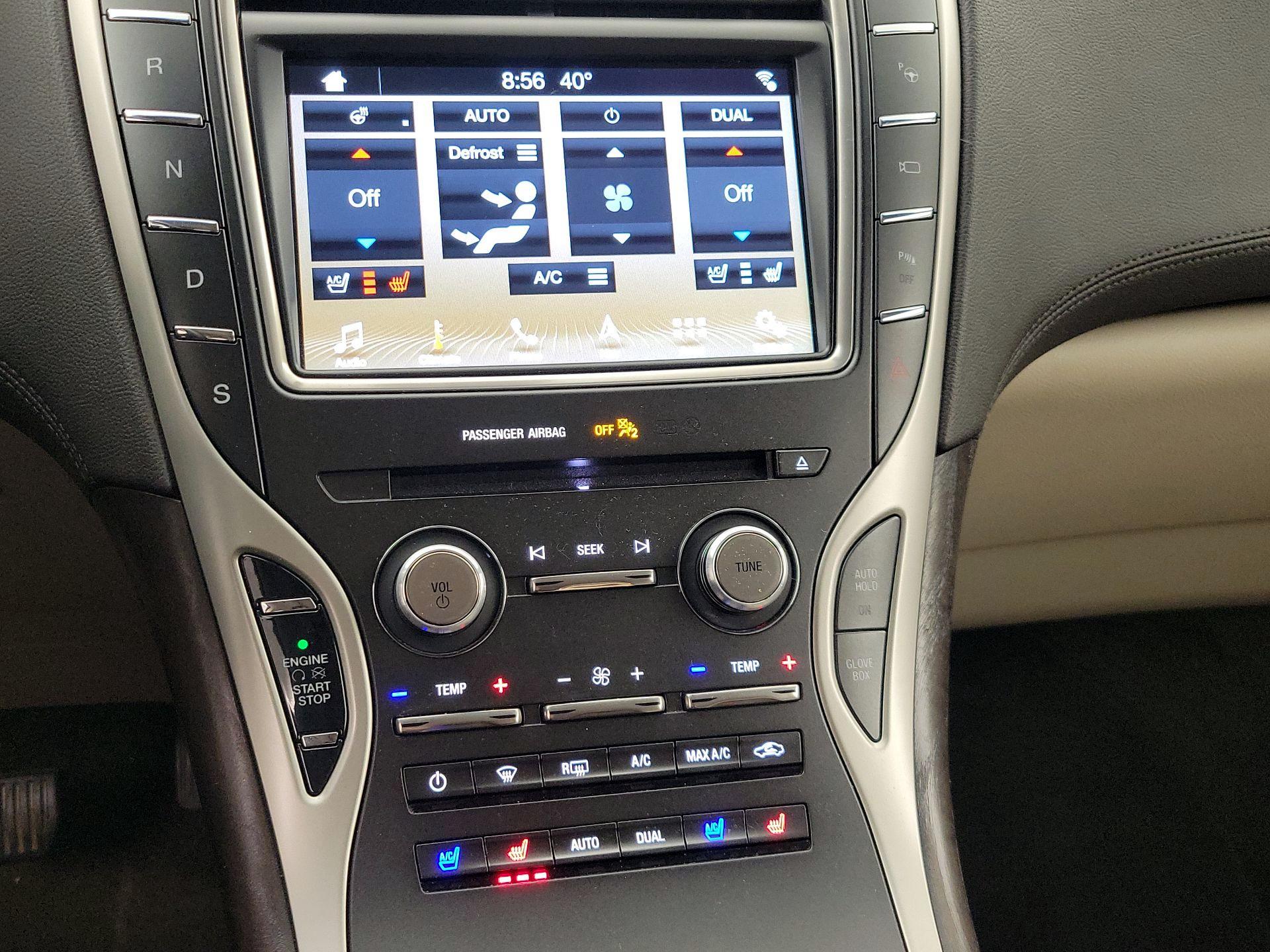 Thumbnail: 2018 Lincoln MKX - 17