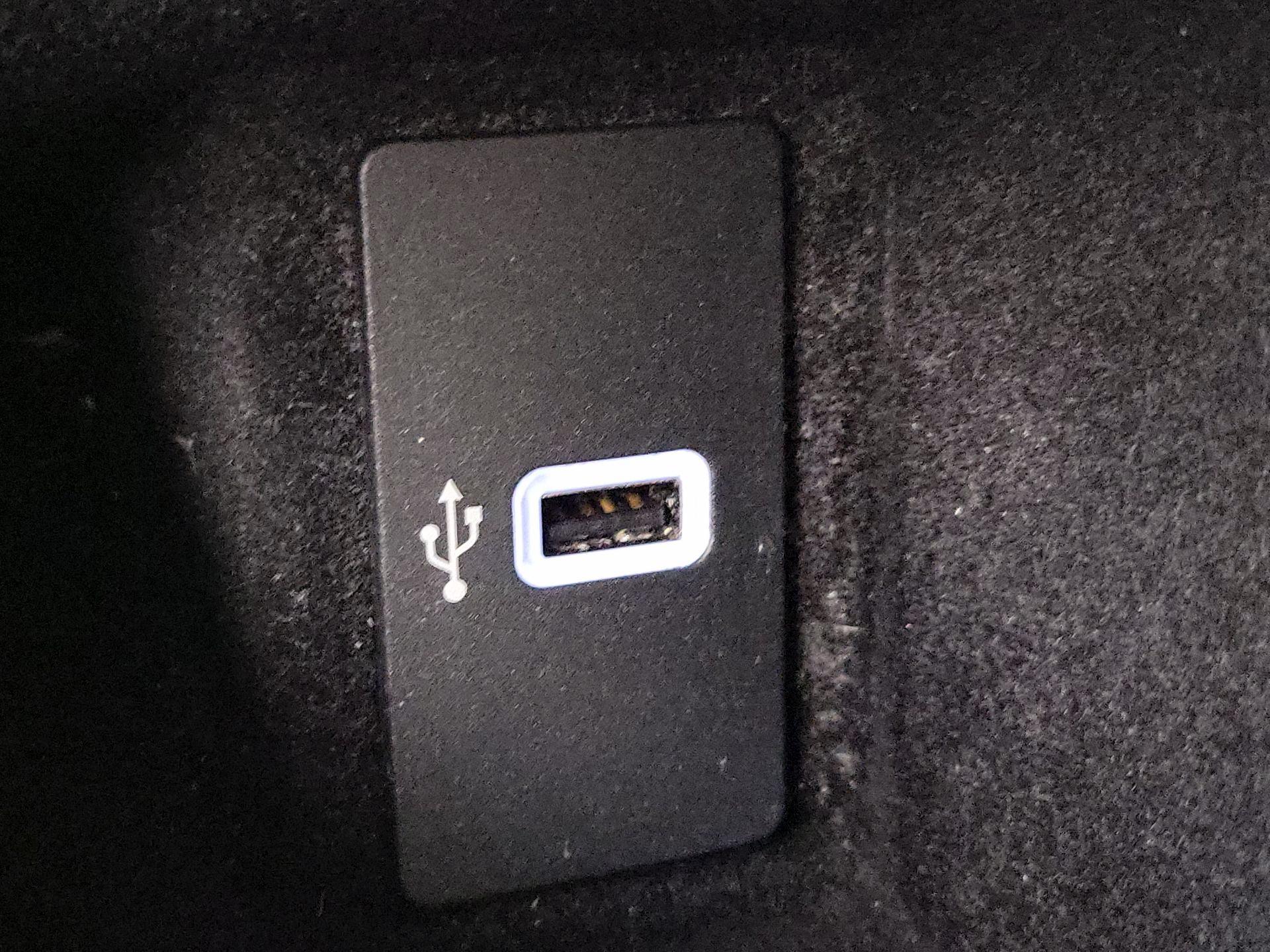 Thumbnail: 2018 Lincoln MKX - 19