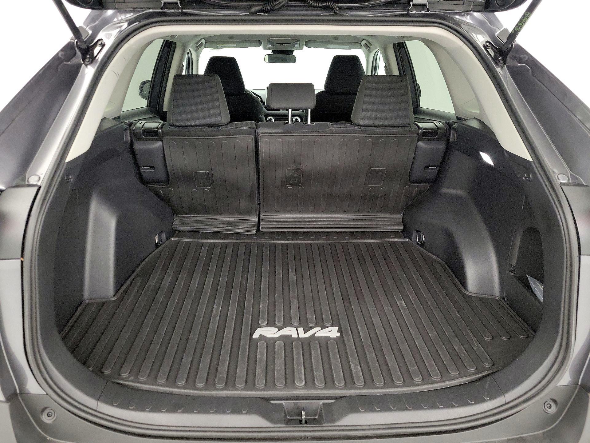 Thumbnail: 2025 Toyota RAV4 - 20