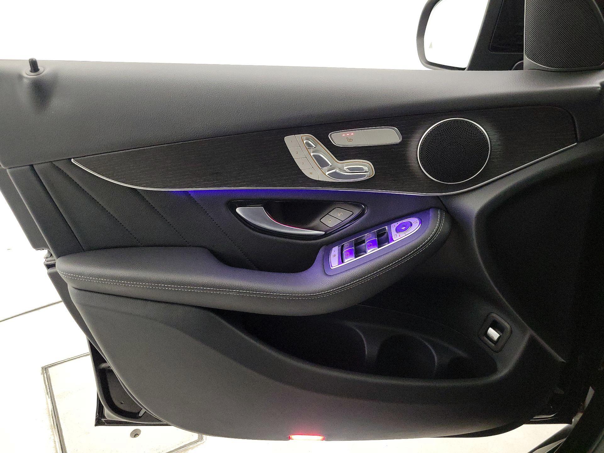 Thumbnail: 2022 Mercedes-Benz GLC - 12